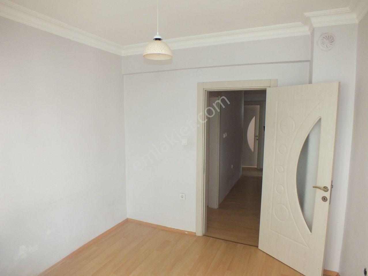 Ali Paşa’da Bulvara Yakın Ece Sitesinde Geniş Ve Ferah Ara Kat Kiralık 3+1 Daire - Görsel 12