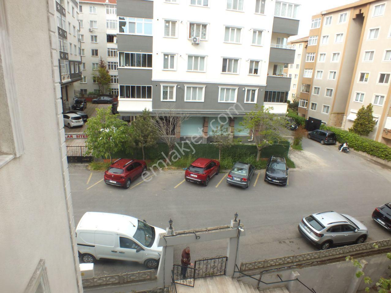 Ali Paşa’da Bulvara Yakın Ece Sitesinde Geniş Ve Ferah Ara Kat Kiralık 3+1 Daire - Görsel 2
