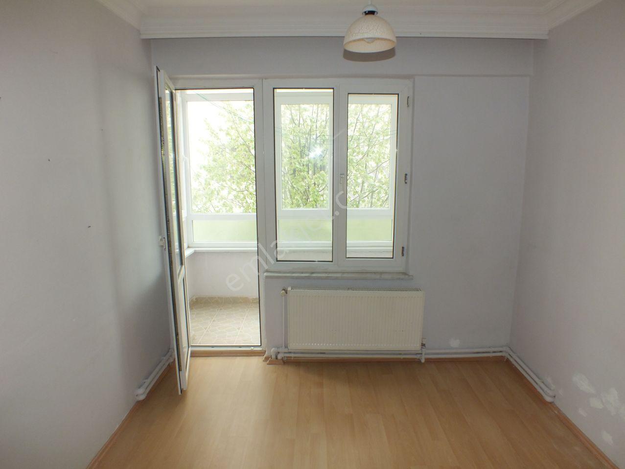 Ali Paşa’da Bulvara Yakın Ece Sitesinde Geniş Ve Ferah Ara Kat Kiralık 3+1 Daire - Görsel 10