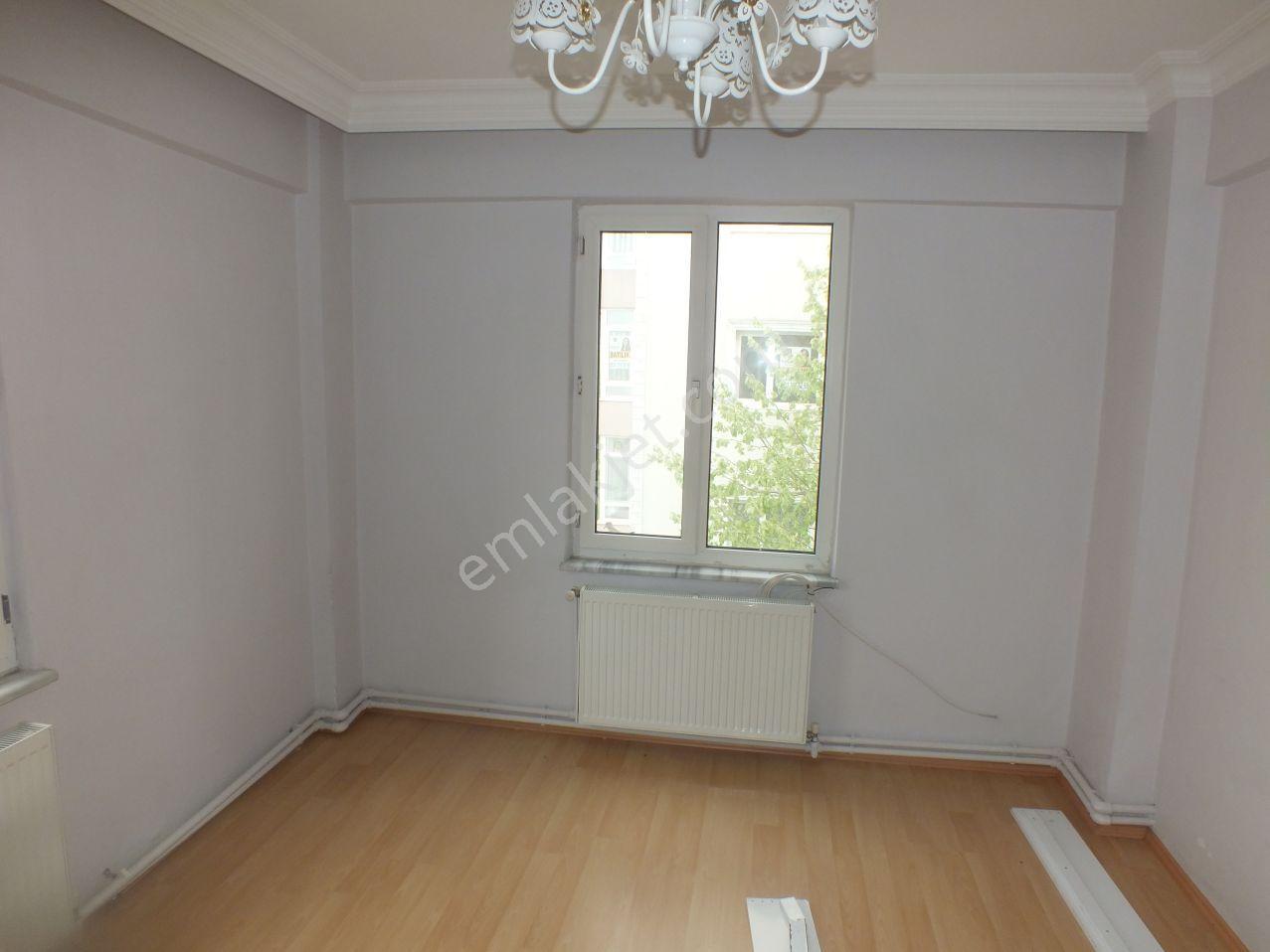 Ali Paşa’da Bulvara Yakın Ece Sitesinde Geniş Ve Ferah Ara Kat Kiralık 3+1 Daire - Görsel 14