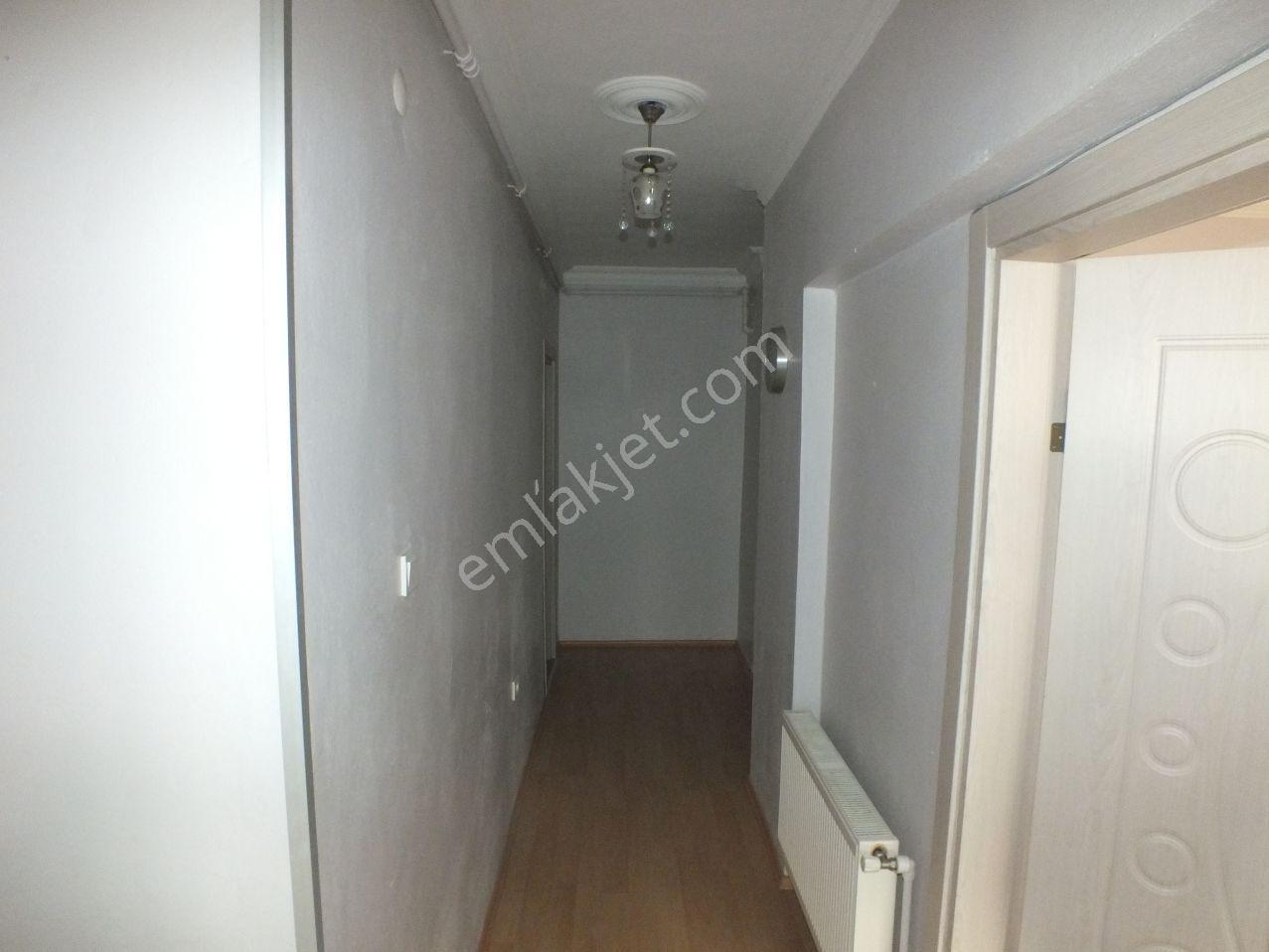 Ali Paşa’da Bulvara Yakın Ece Sitesinde Geniş Ve Ferah Ara Kat Kiralık 3+1 Daire - Görsel 23