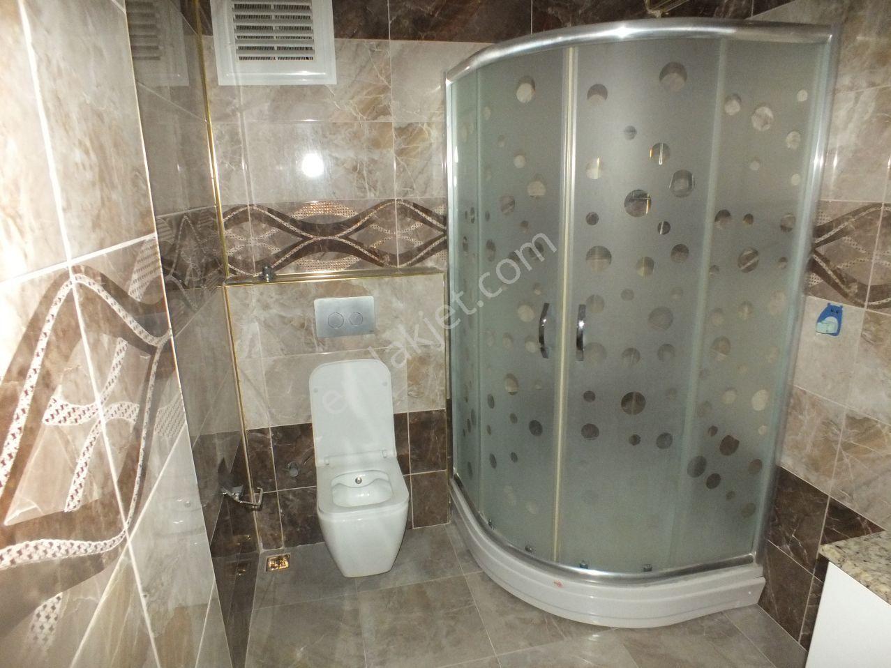Ali Paşa’da Bulvara Yakın Ece Sitesinde Geniş Ve Ferah Ara Kat Kiralık 3+1 Daire - Görsel 7