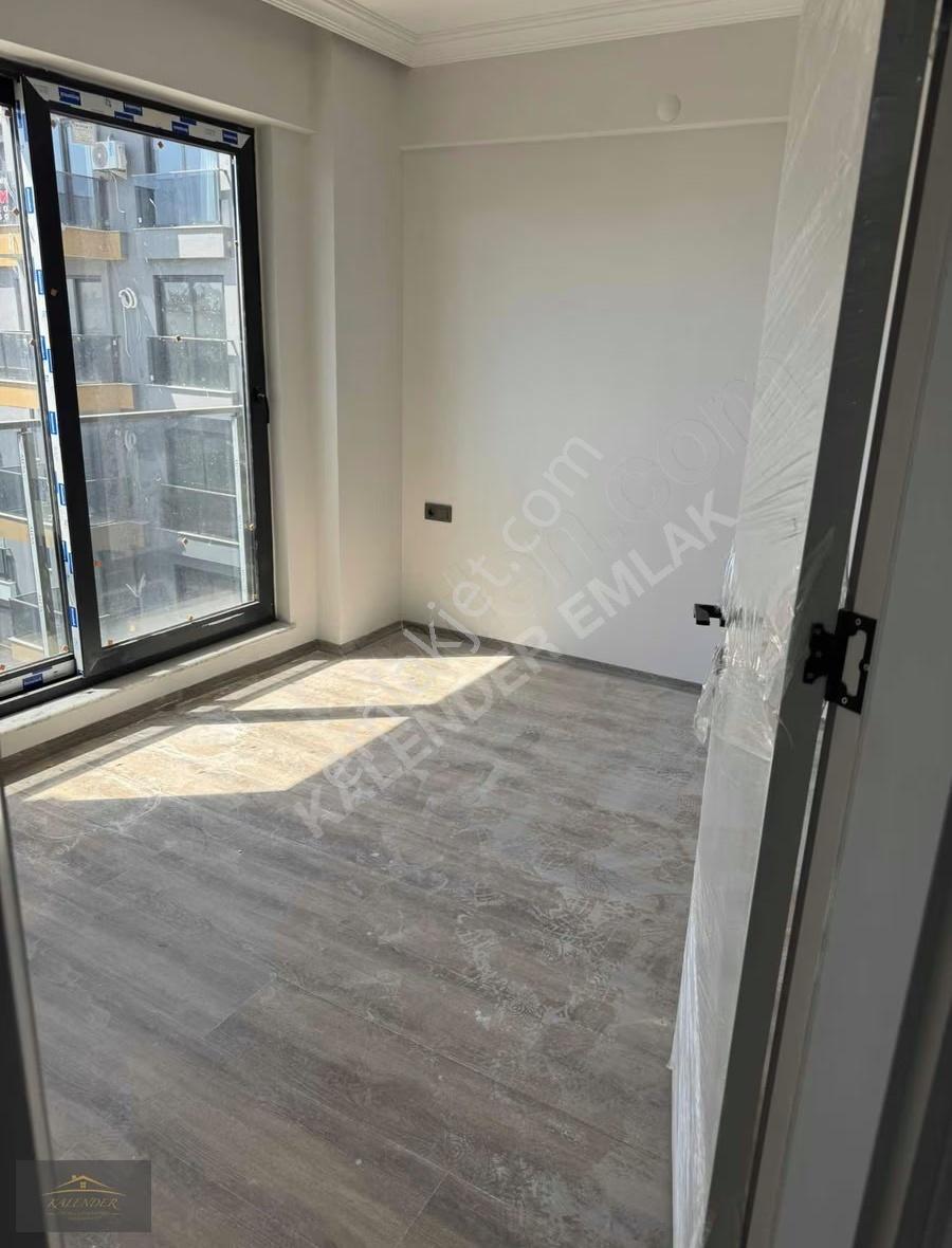 Finike Kum Mahallesinde Site İçinde 1+1 Satılık Daire - Görsel 4