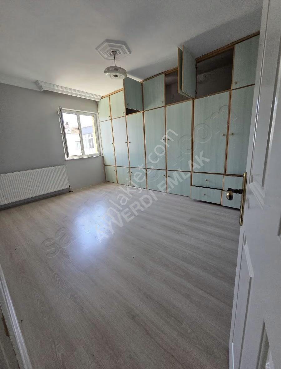 Hürriyet Mah Site İçinde Geniş 3+1 Kiralık Daire - Görsel 14