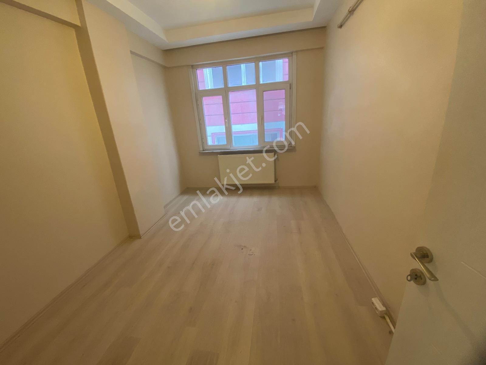 B.evler Çamlık Caddesinde Kentsel Dönüşüme Hazır 3+1 Ara Kat - Görsel 9