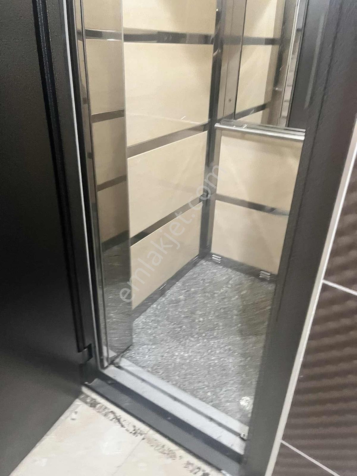 E-5'e Yakın İki Aileye Uygun Ayrı Girişli Üst Dubleks Daire - Görsel 5