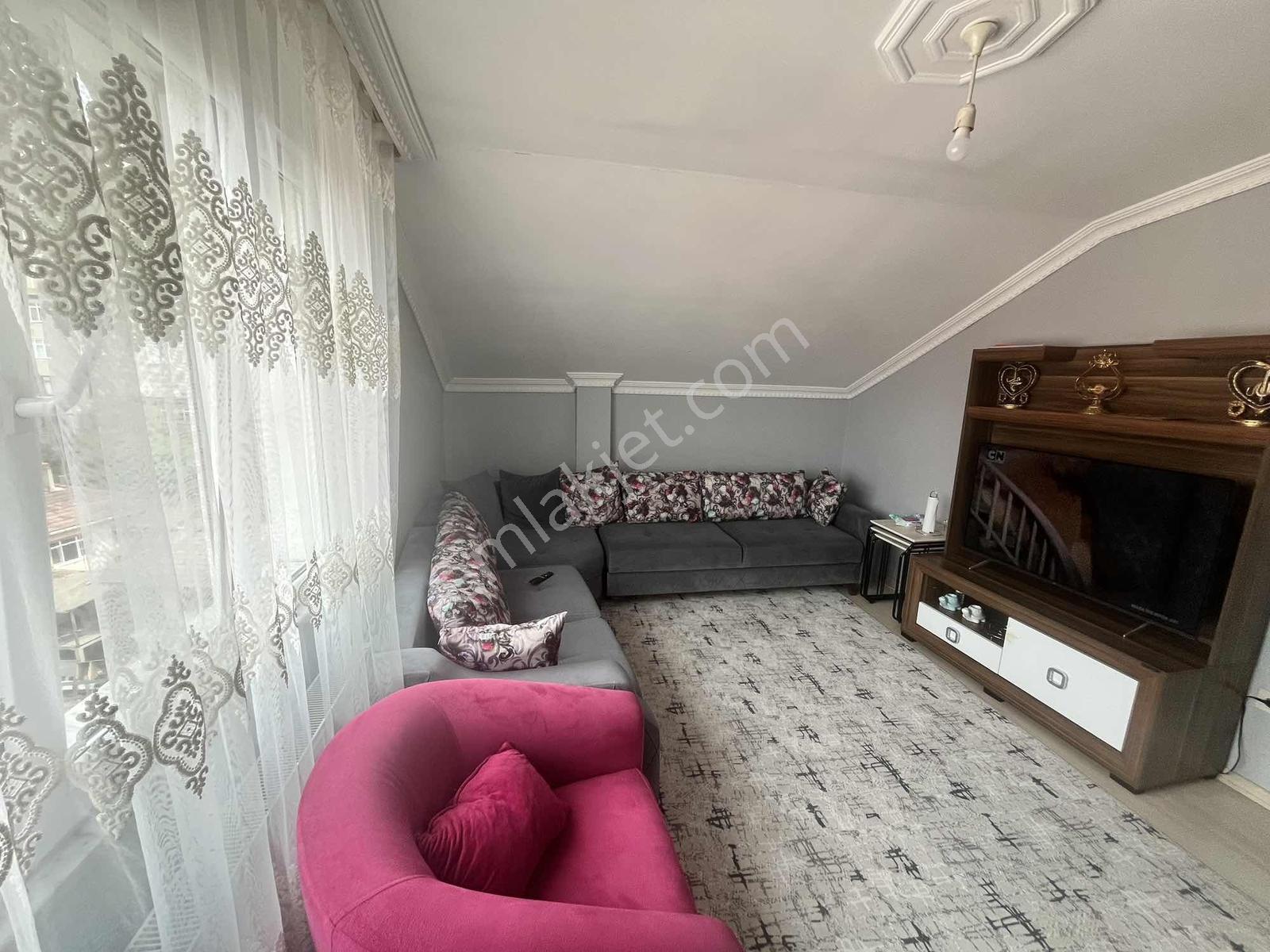 E-5'e Yakın İki Aileye Uygun Ayrı Girişli Üst Dubleks Daire - Görsel 9