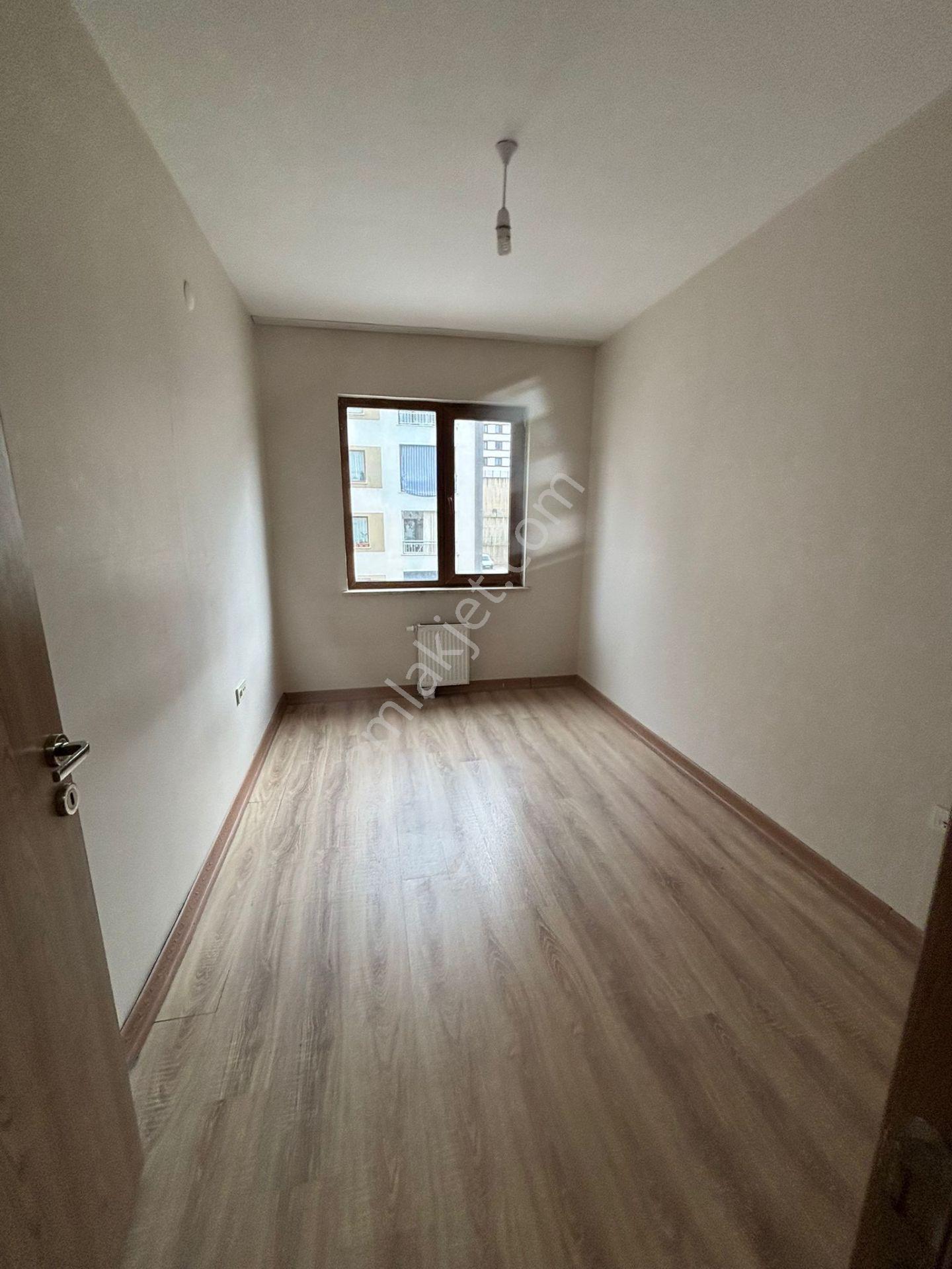 Akgedik Zeki Emlaktan Manisa Yunusemre Akgedik Toki Konutları 1.etapda Satılık 2+1 Ara Kat Daire - Görsel 9