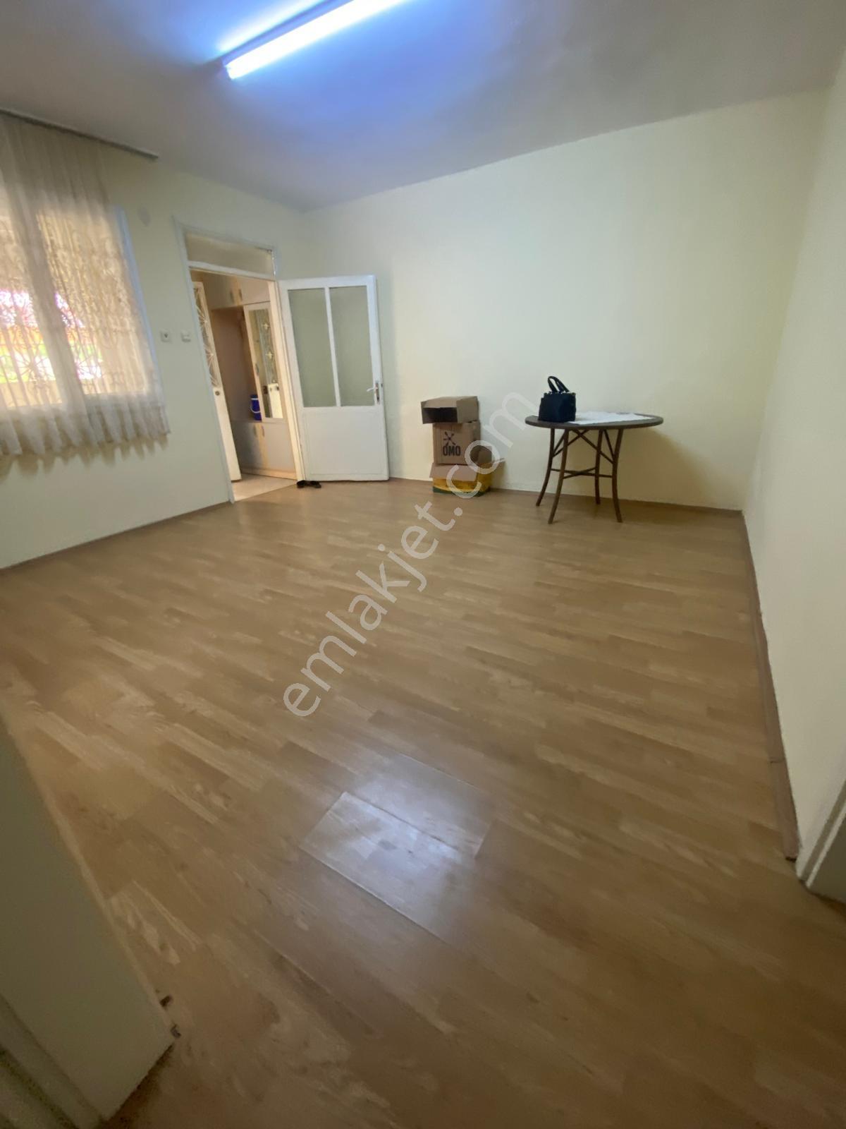 Demetten Bozyaka Pazar Yakını 2+1 Giriş Katı Kiralık Daire ... - Görsel 9