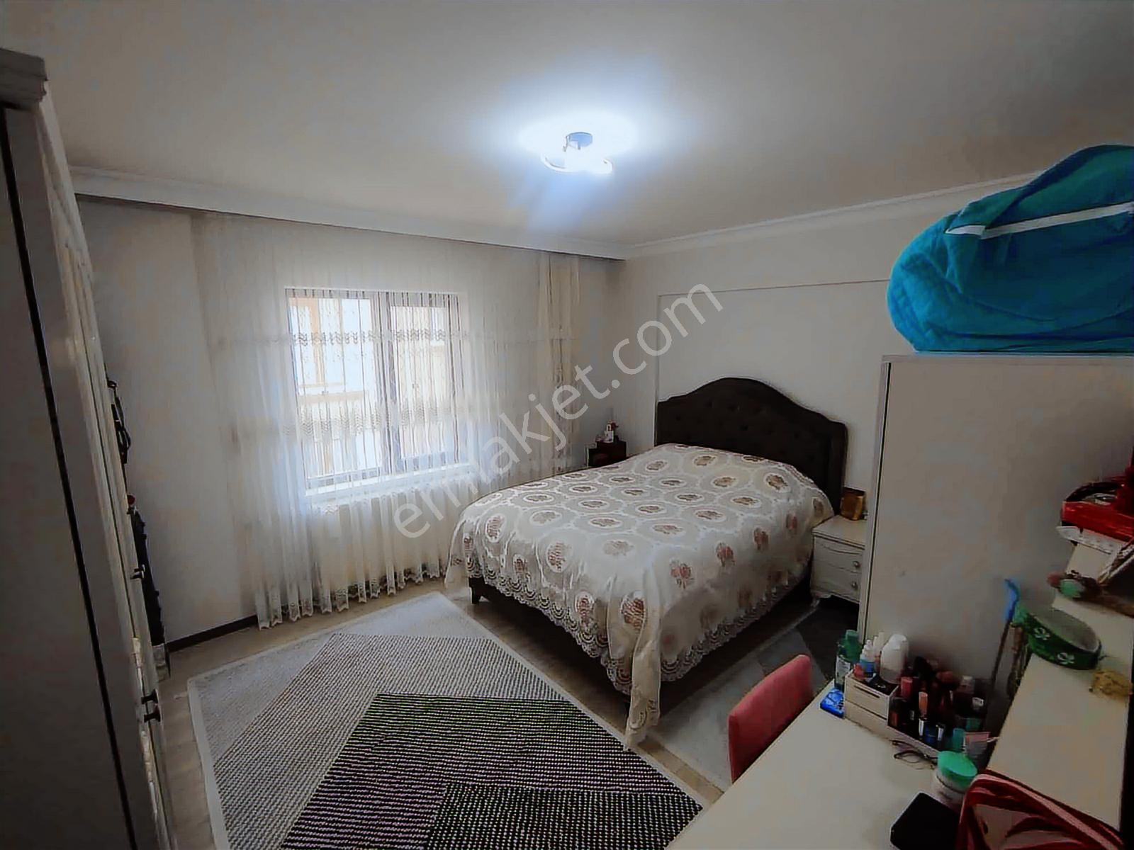 Ova Markete Yakın Yüksek Giriş Konumunda 3+1yapılı Teras Balkonl - Görsel 32