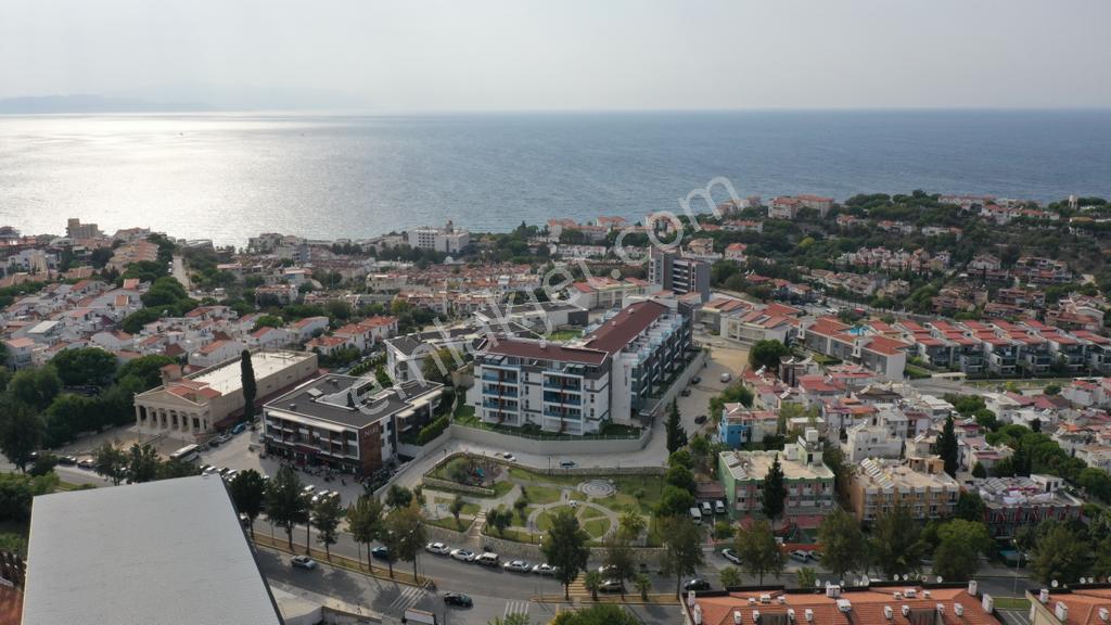 Kadınlar Denizinde Deniz Ve Havuz Manzaralı Lüks Dubleks Daire - Görsel 24