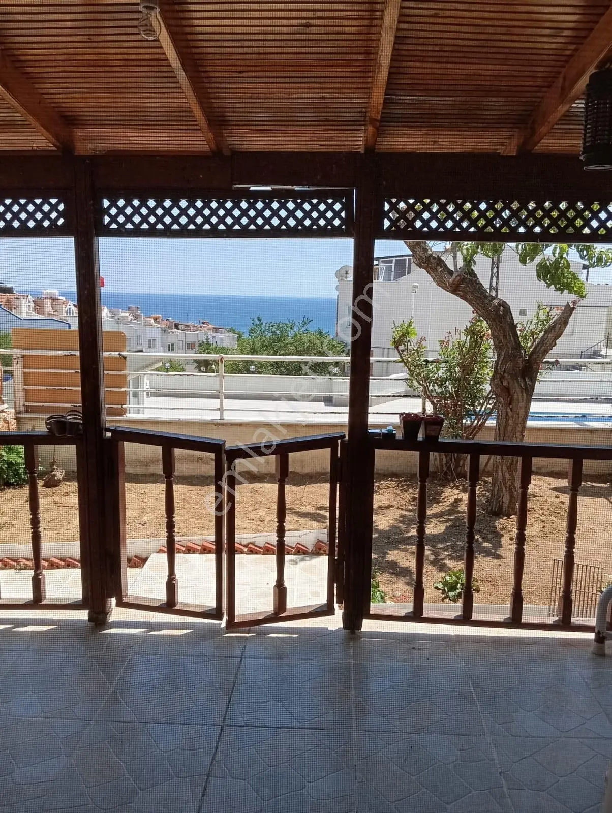 Remax Den 2+1 Satılık Bahçeli, Havuz Cepheli, Deniz Manzaralı - Görsel 2