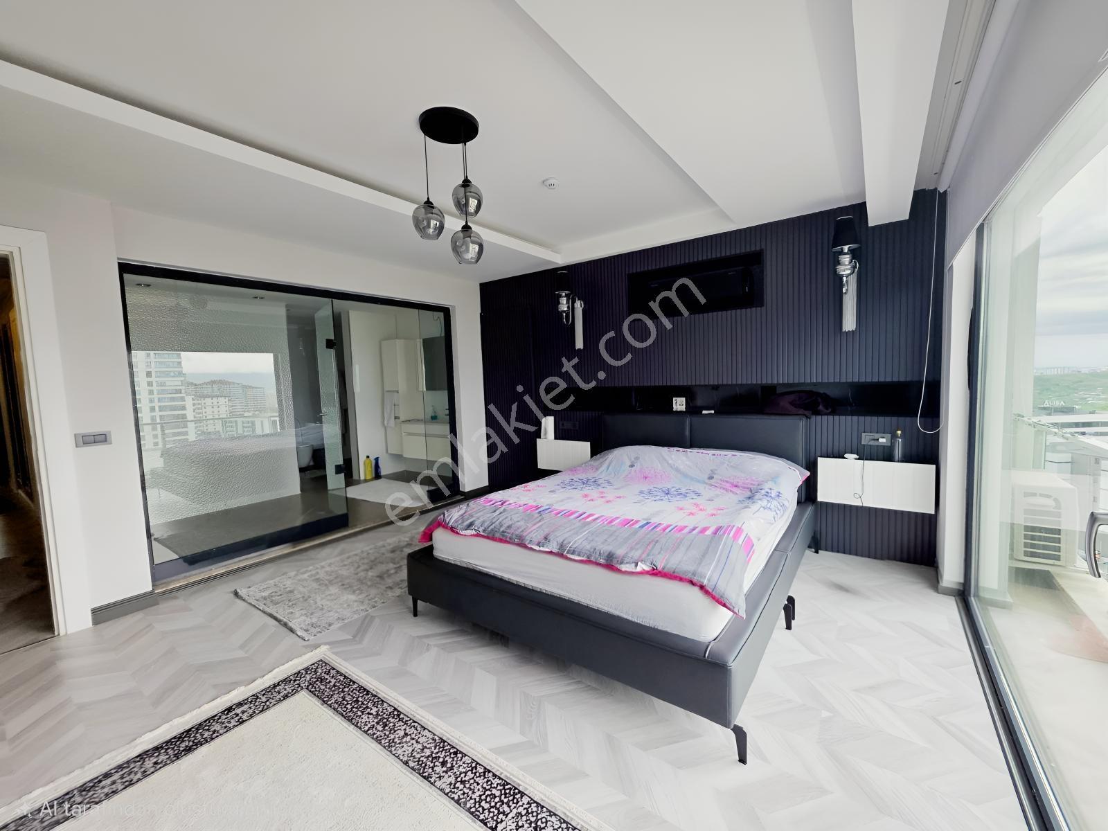 Sky Towersta 4+1 | 260 M² Net | Panoramik Deniz & Şehir Manzara - Görsel 25