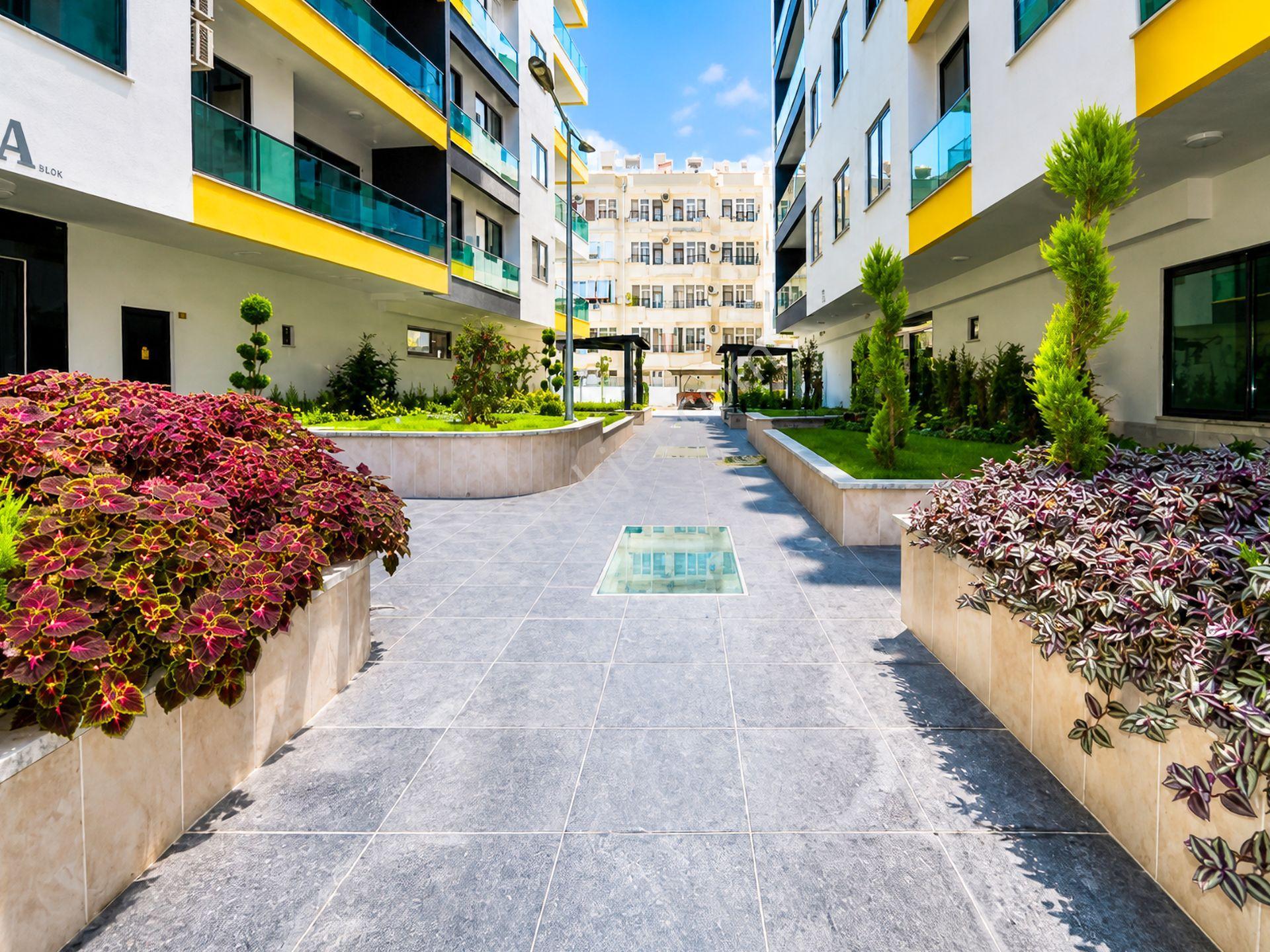 Alanya Merkezde 2+1 Geniş Daire Site İçinde Denize 800 M - Görsel 21