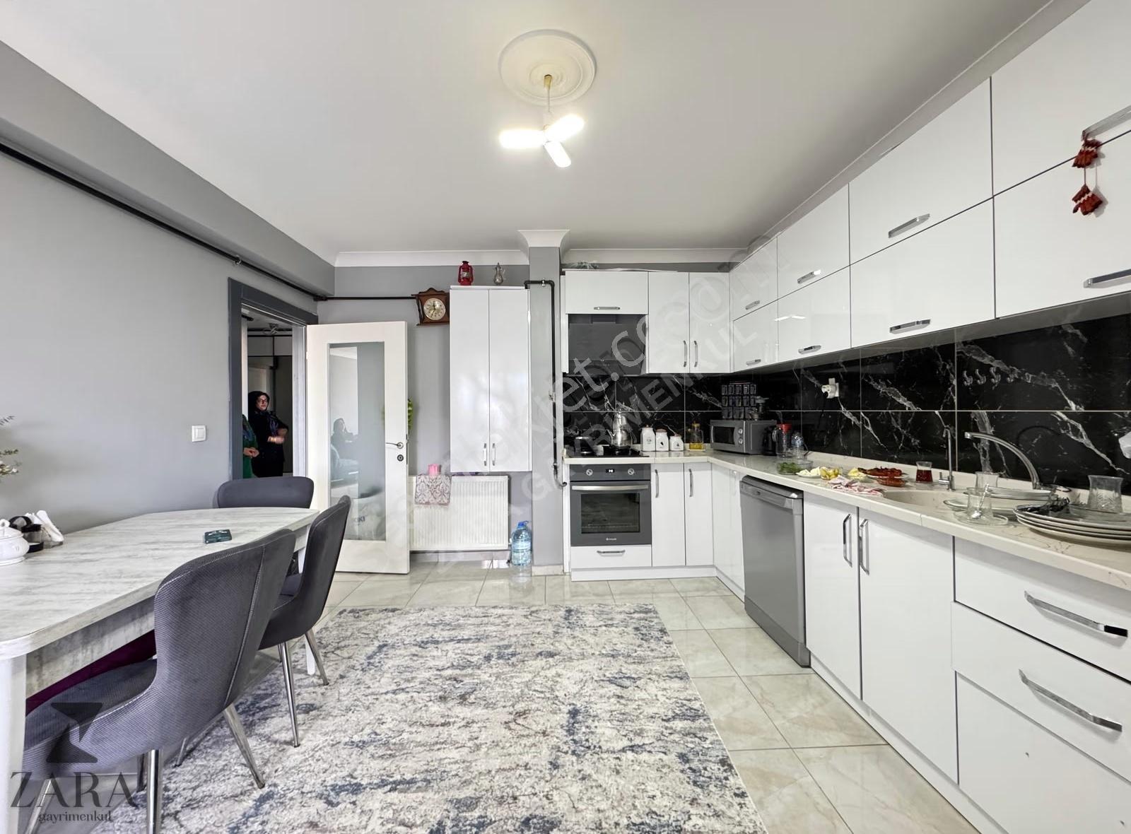 ▄zara▄fahri Korutürk Mh Teraslı Manzaralı 130m² 3+1 Site Dairesi - Görsel 11