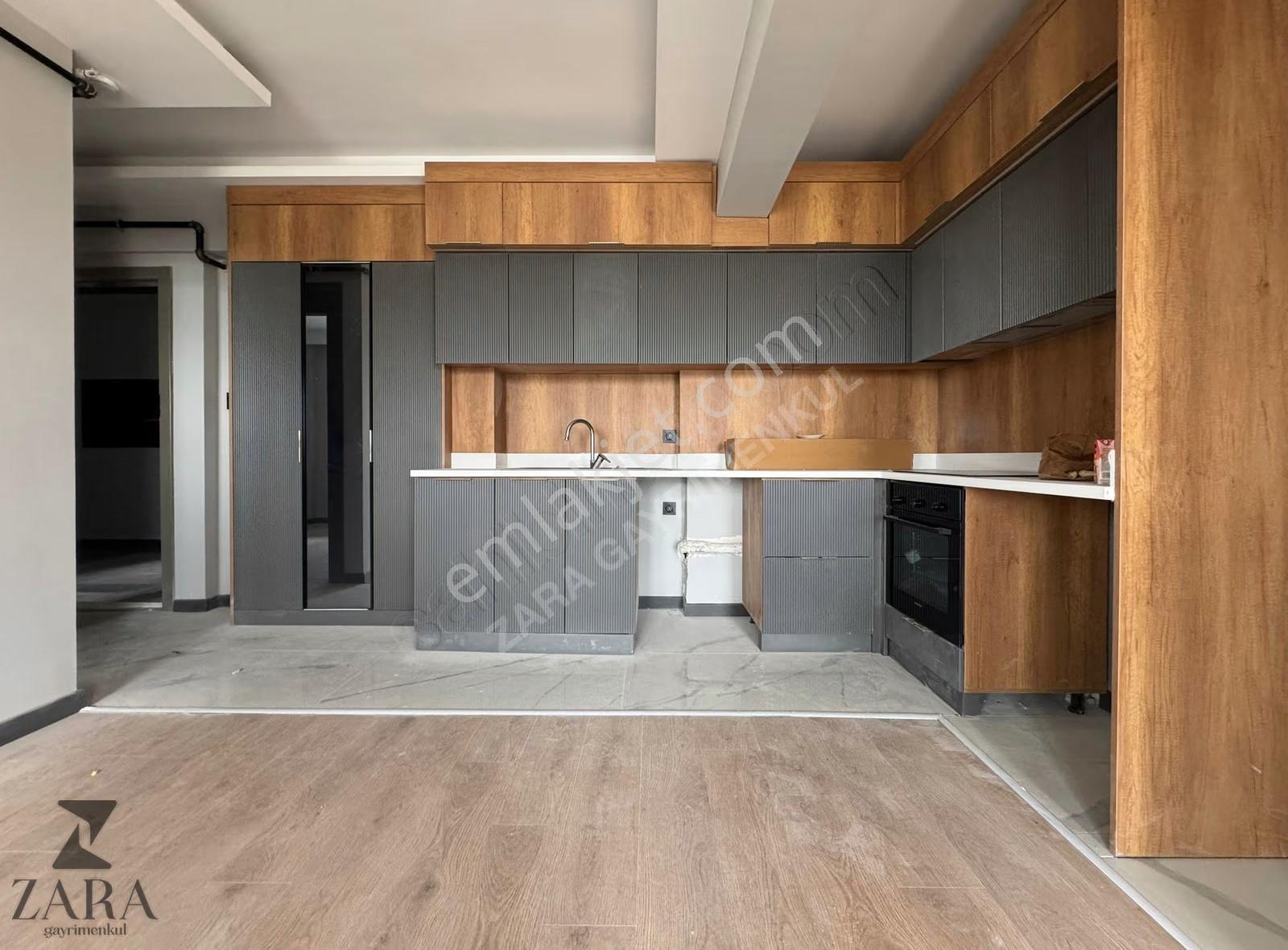 ▄zara▄cengizhan Mh En Pretijli Sitesi Cadde Loftta Manzaralı 2+1 - Görsel 7