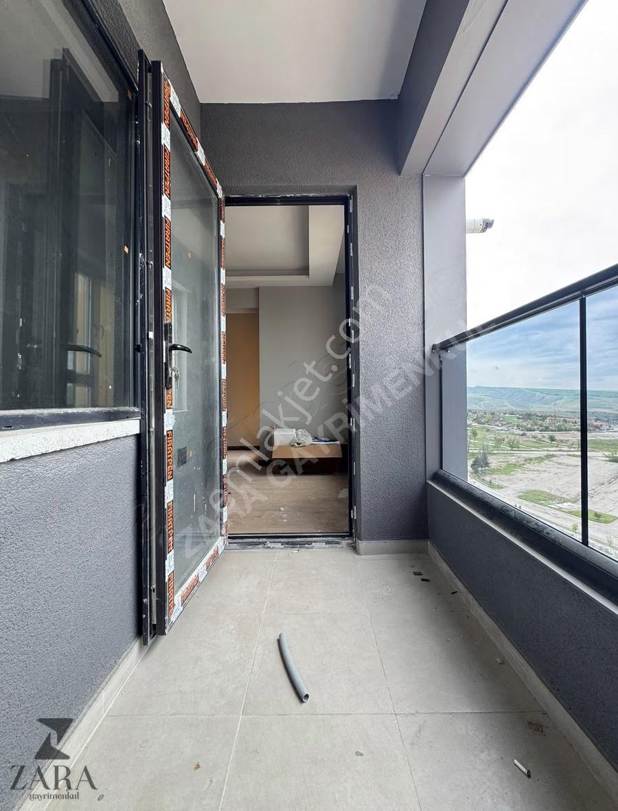 ▄zara▄cengizhan Mh En Pretijli Sitesi Cadde Loftta Manzaralı 2+1 - Görsel 14