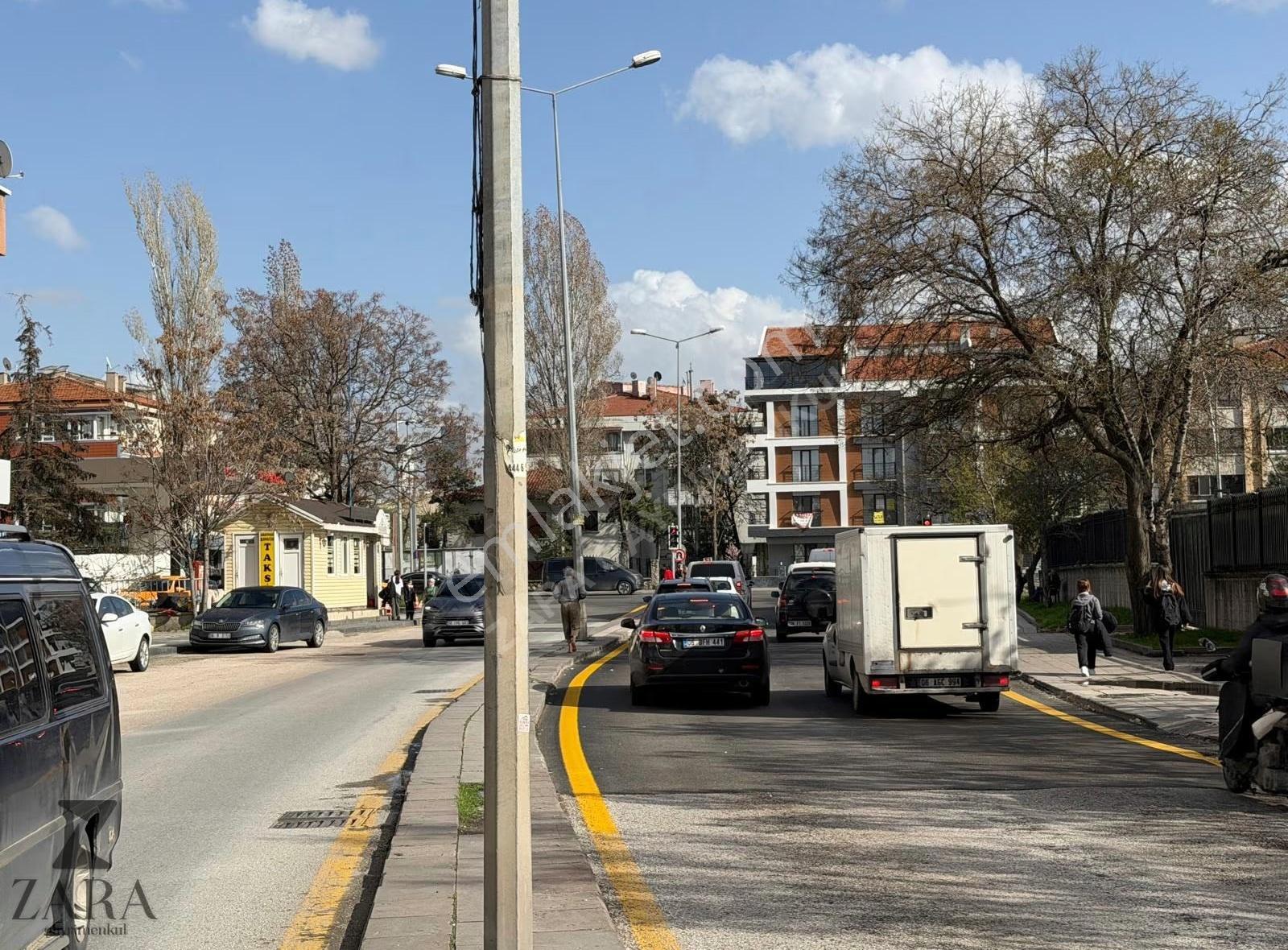 ▄zara▄fahrettin Altay Cad. Üzeri 275m² Protokol Yakını Dükkan - Görsel 15