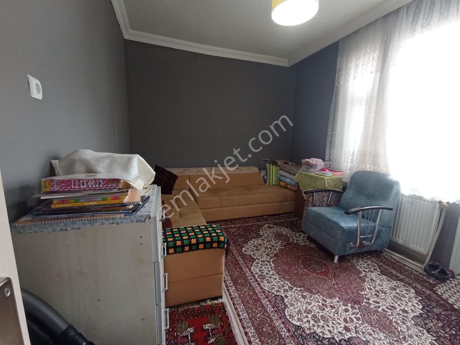 Eminevim & Fuzul Evime Uygun Zemin Üstü Arakat 2+1 Bakımlı Daire - Görsel 7