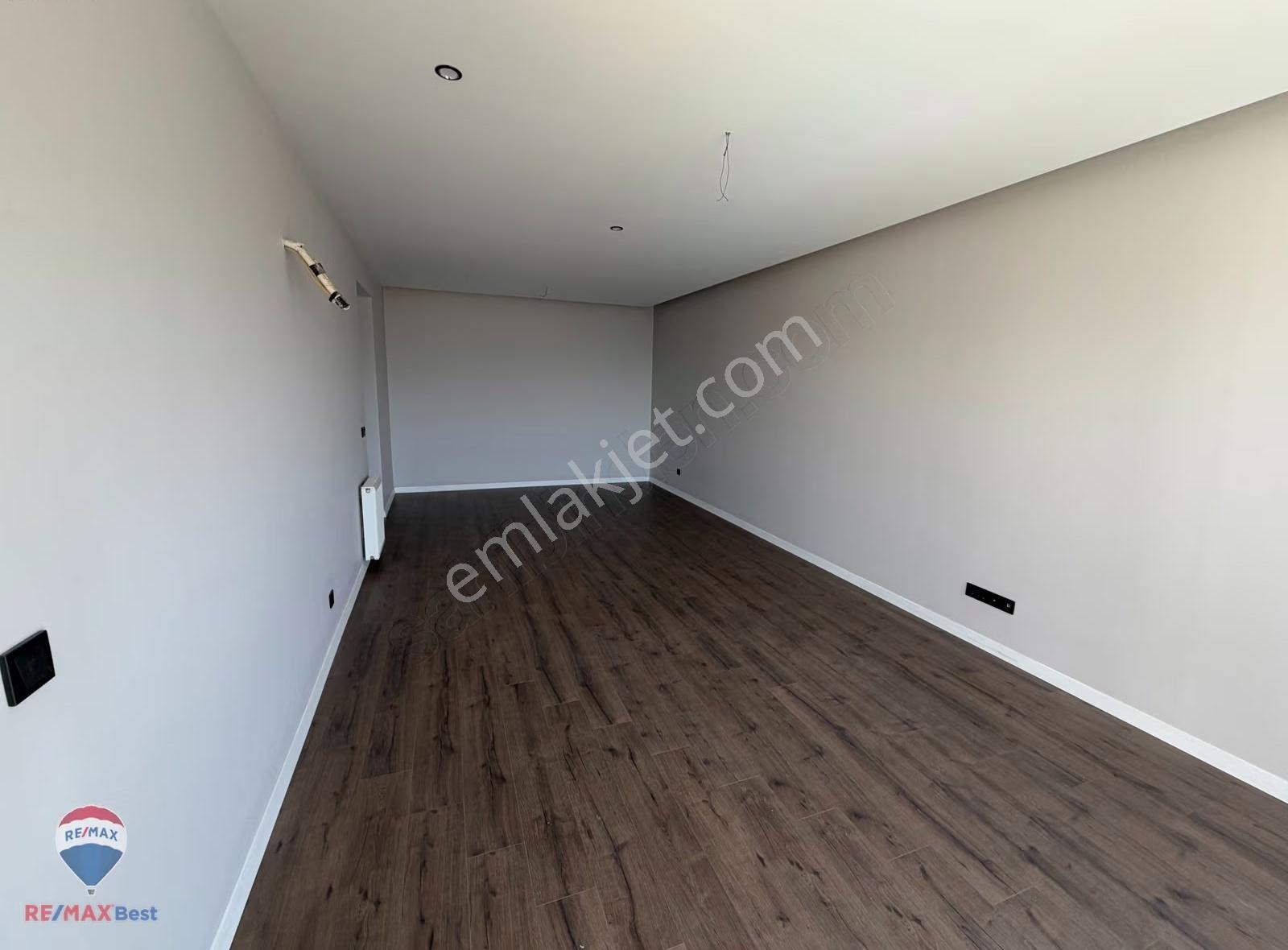 27 Menemen Kuzeyşehirde Prestijli Site İçerisinde 3+1 Lüks Daire - Görsel 13