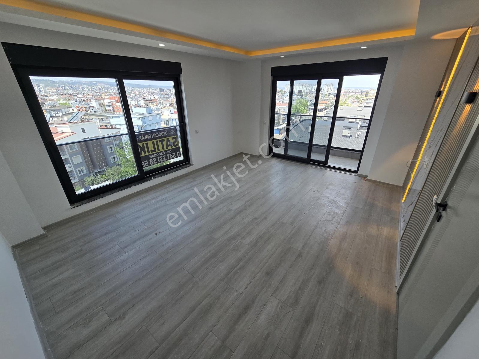 Sütçüler 'de Cadde Üzeri Sıfır Lüx 2+1 Satılık Daire - Görsel 4