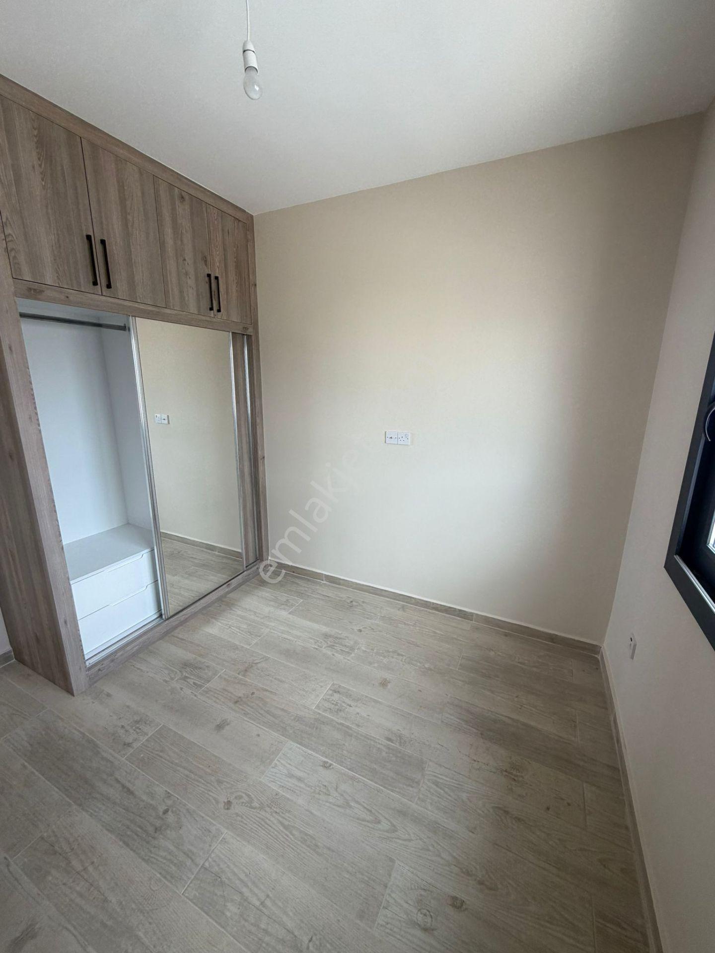 Kuzey Kıbrıs Yeniboğaziçi Bölgesinde Satılık Sıfır 3+1 Villa - Görsel 26