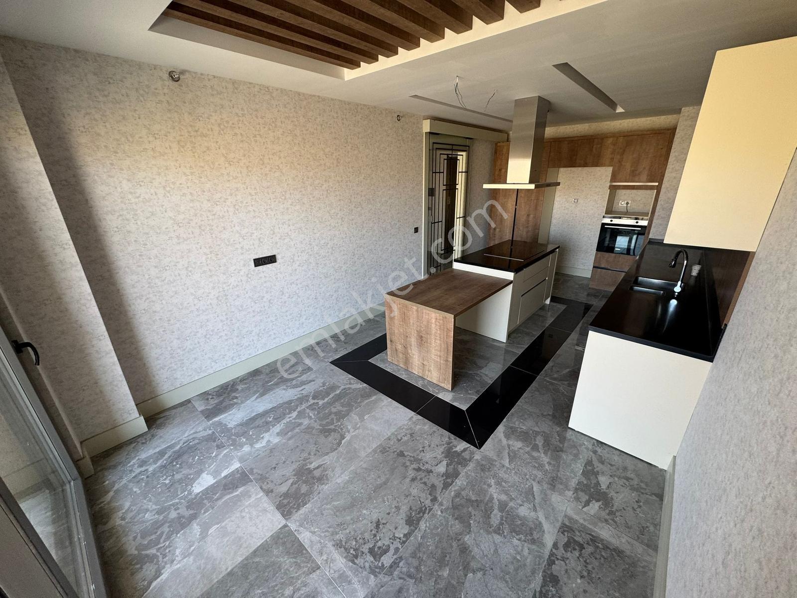 Ovacık'da Ödüllü Proje De Yüksek Kat Sosyal Donatılı 4+1 Kiralık - Görsel 4