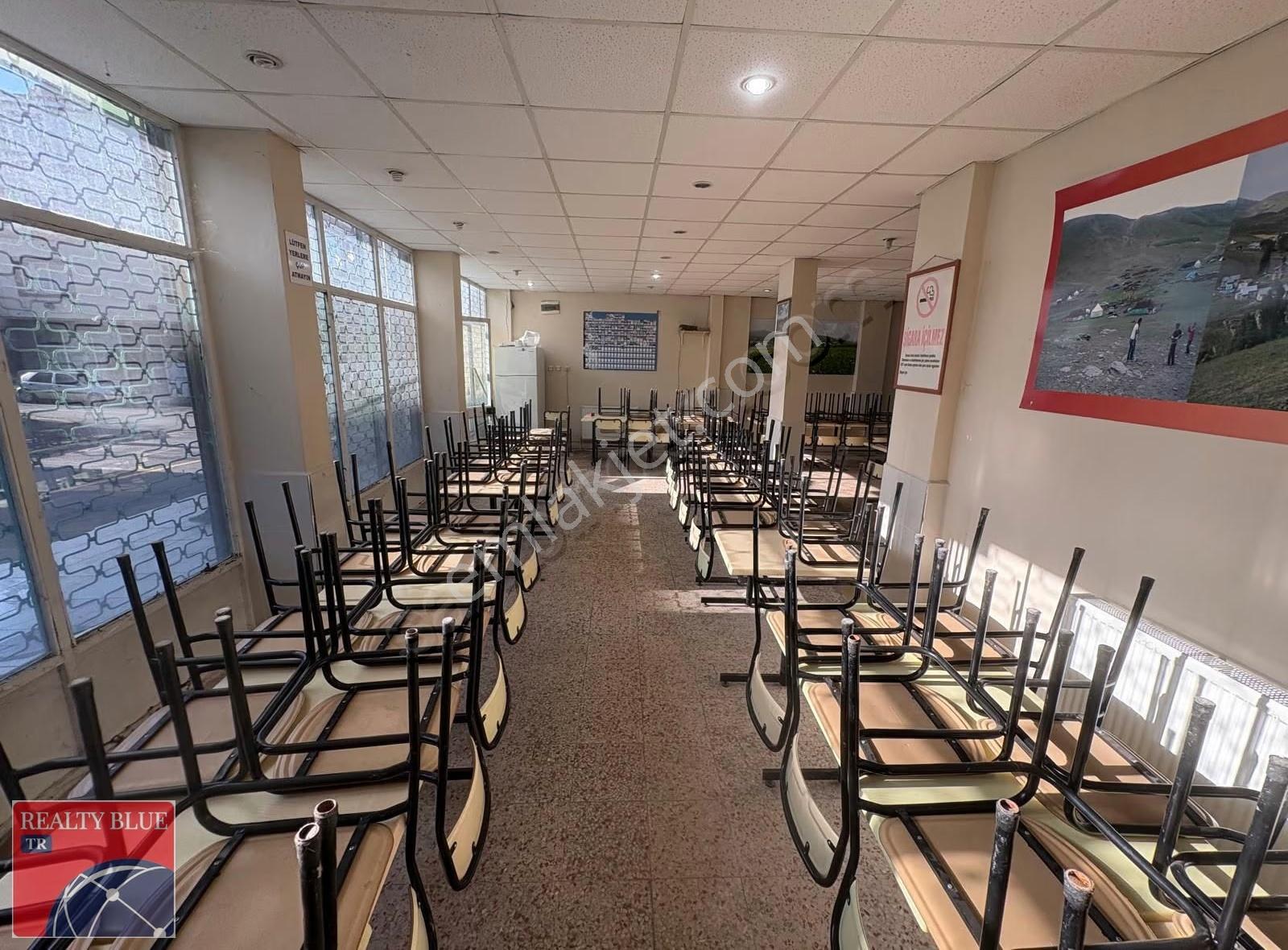 Sultanbeyli Merkezi Konumda Satılık 300 M2 Dükkan - Görsel 9