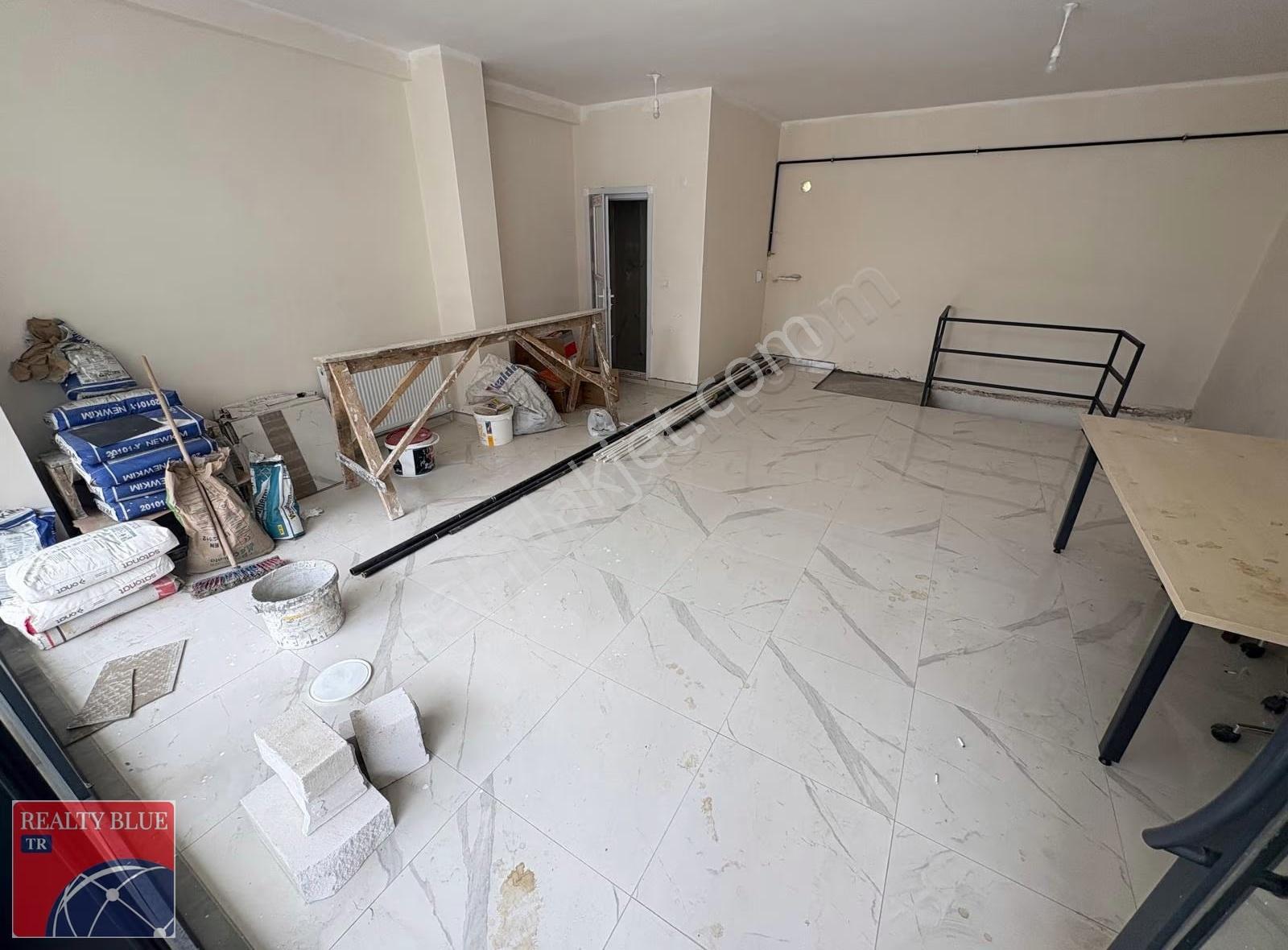 Sultanbeyli Metro Ya Yürüme Mesafesinde Satılık 100 M2 Dükkan - Görsel 4