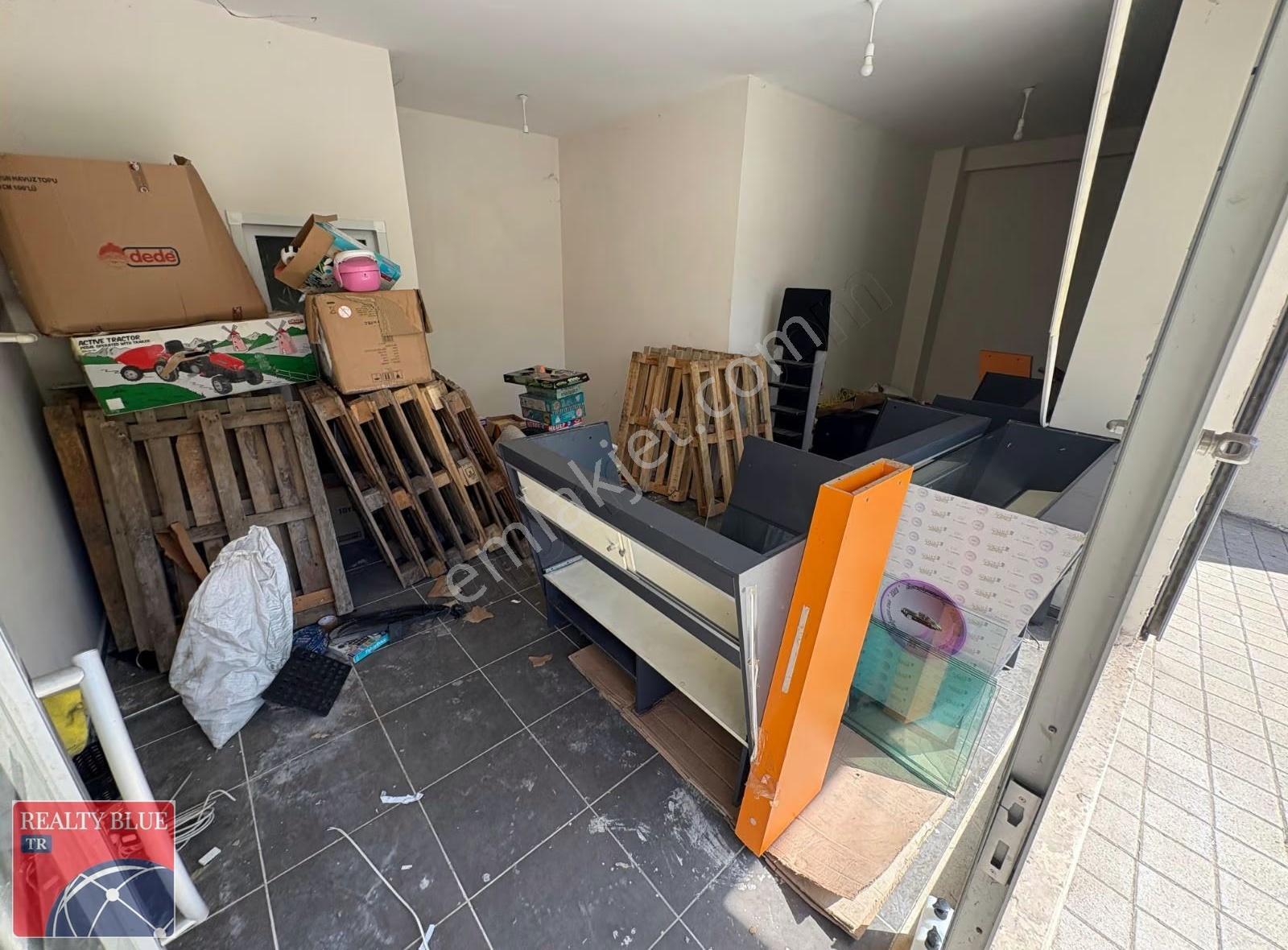Sancaktepe Veysel Karani Mah'de Kiralık 80 M2 Dükkan - Görsel 3