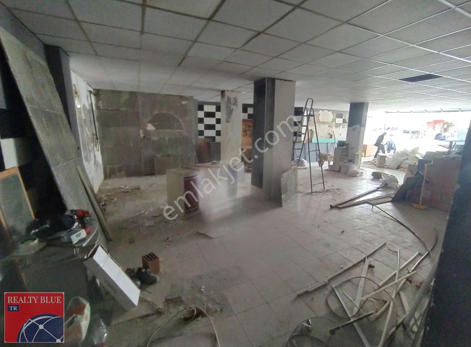 Pendik Alt Kaynarca'da Cadde Üzerinde Kiralık Dükkan - Görsel 9