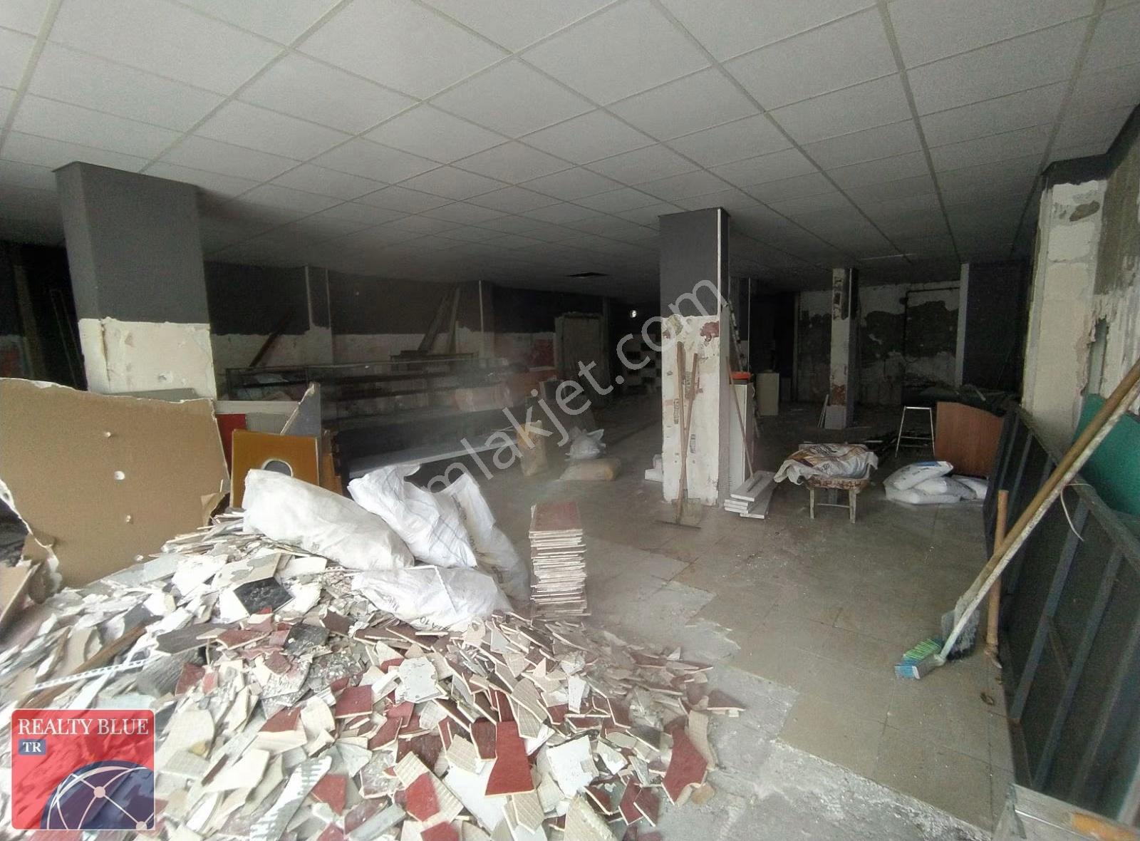 Pendik Alt Kaynarca'da Cadde Üzerinde Kiralık Dükkan - Görsel 14