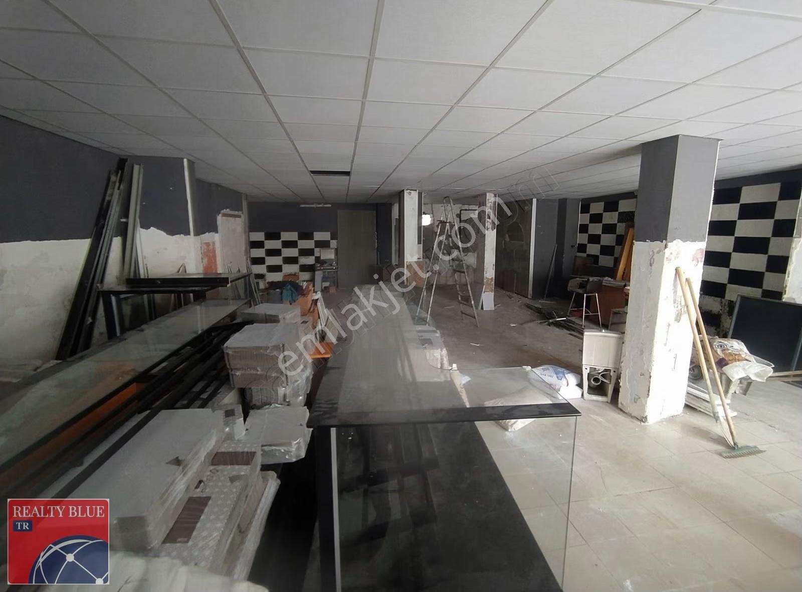 Pendik Alt Kaynarca'da Cadde Üzerinde Kiralık Dükkan - Görsel 6