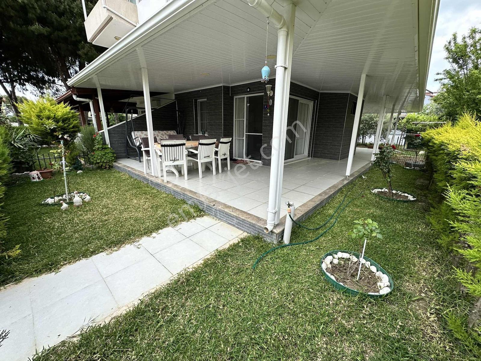 Kuşadası Davutlar Mahallesi 3+1 Villa - Görsel 12