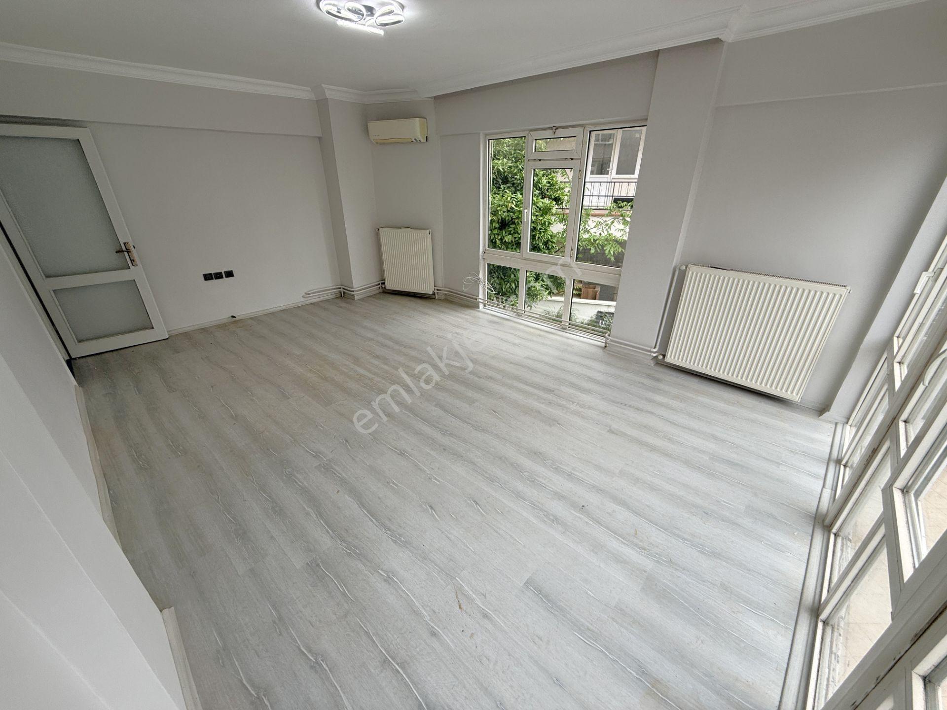 ▀jet Emlaktan Akçay Merkezde Denize 250m Geniş Satılık 3+1 Daire - Görsel 2