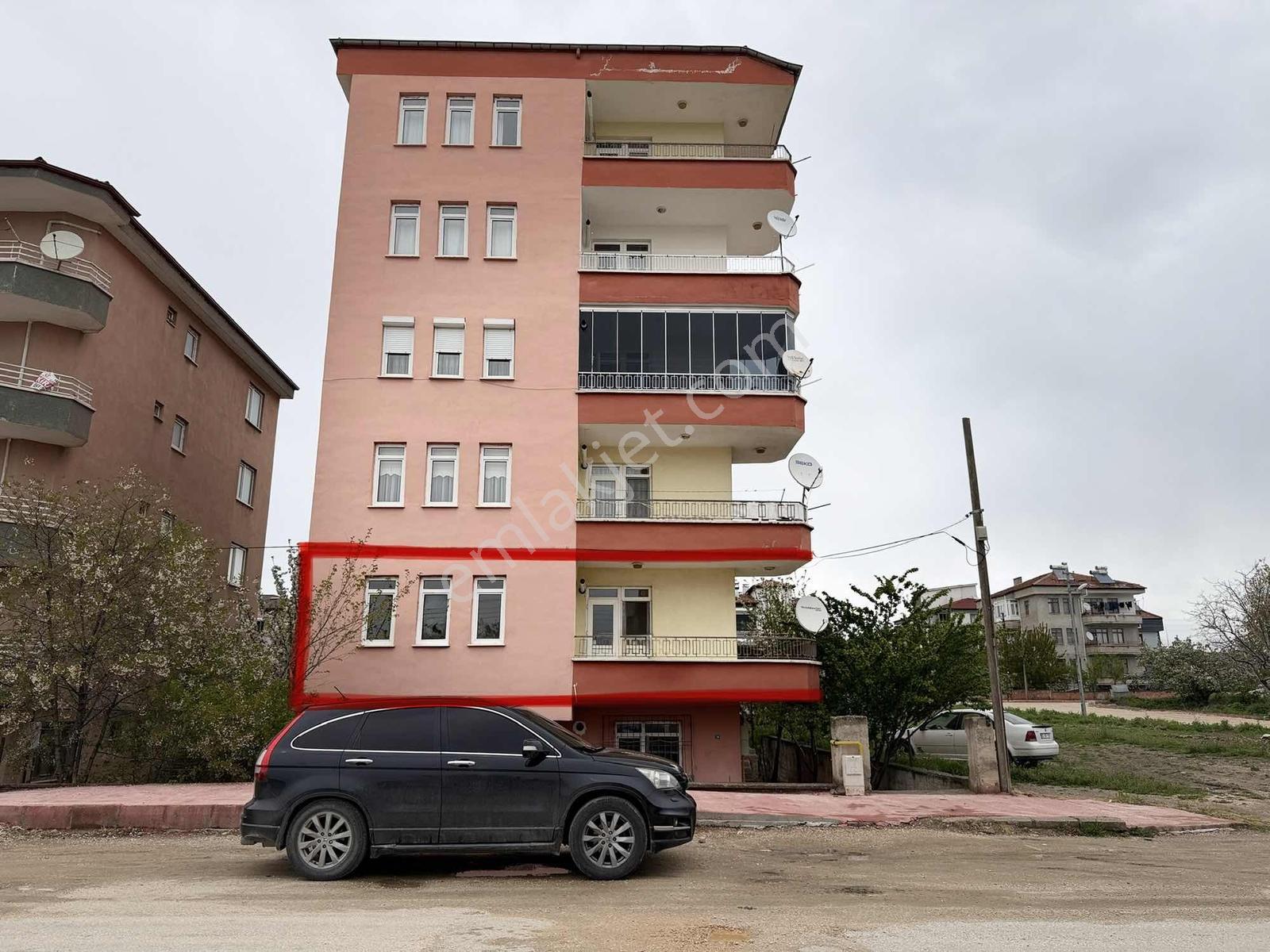 Merzifonda Mehmet Akifte 3+1 Kiralık Geniş Ferah Daire - Görsel 14