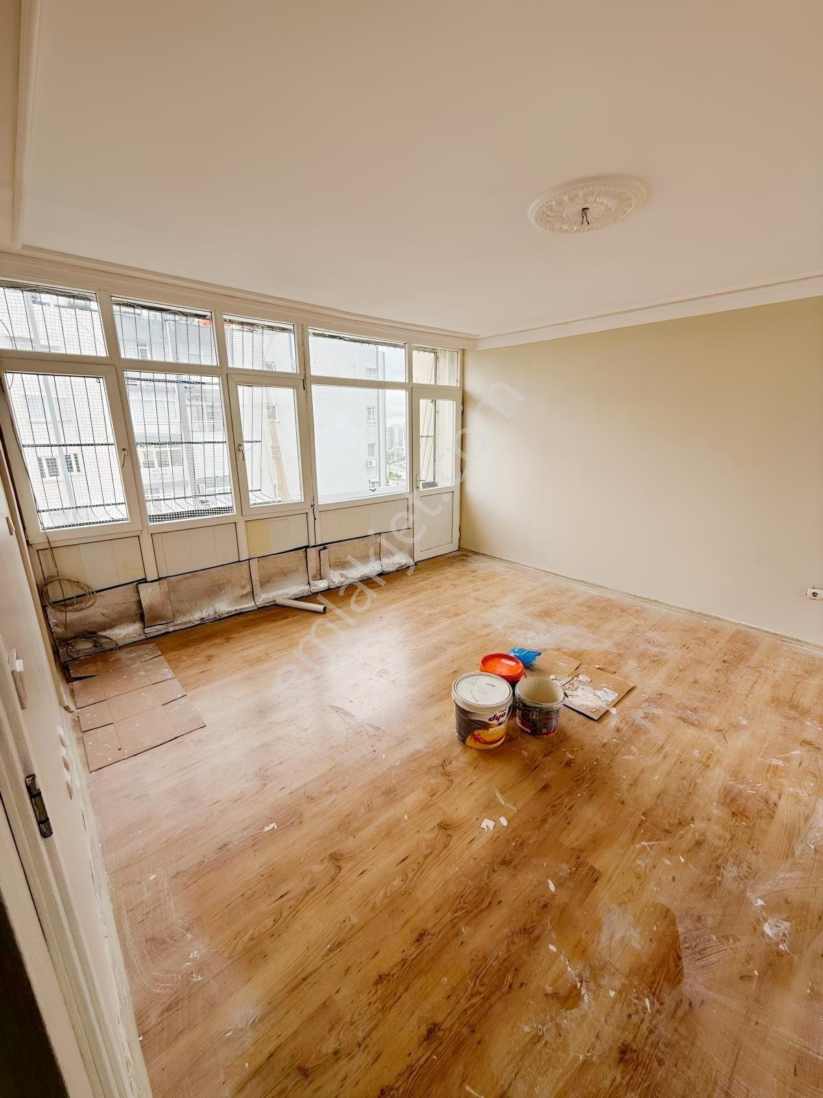 Yüzüncüyılda Kiralık 2+1 Kapalı Mutfaklı Daire - Görsel 5