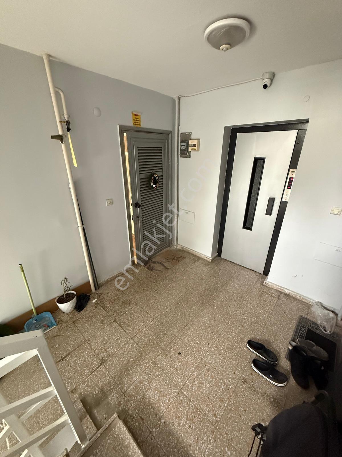 Yüzüncüyılda Kiralık 2+1 Kapalı Mutfaklı Daire - Görsel 13