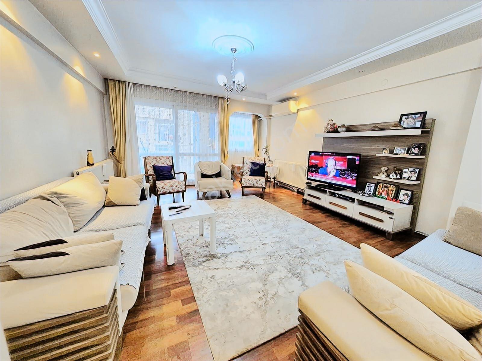 K.yaka Bahçelievler Çift Cephe Ebeveyn Banyolu D.gazlı 3+1 150m2 - Görsel 30