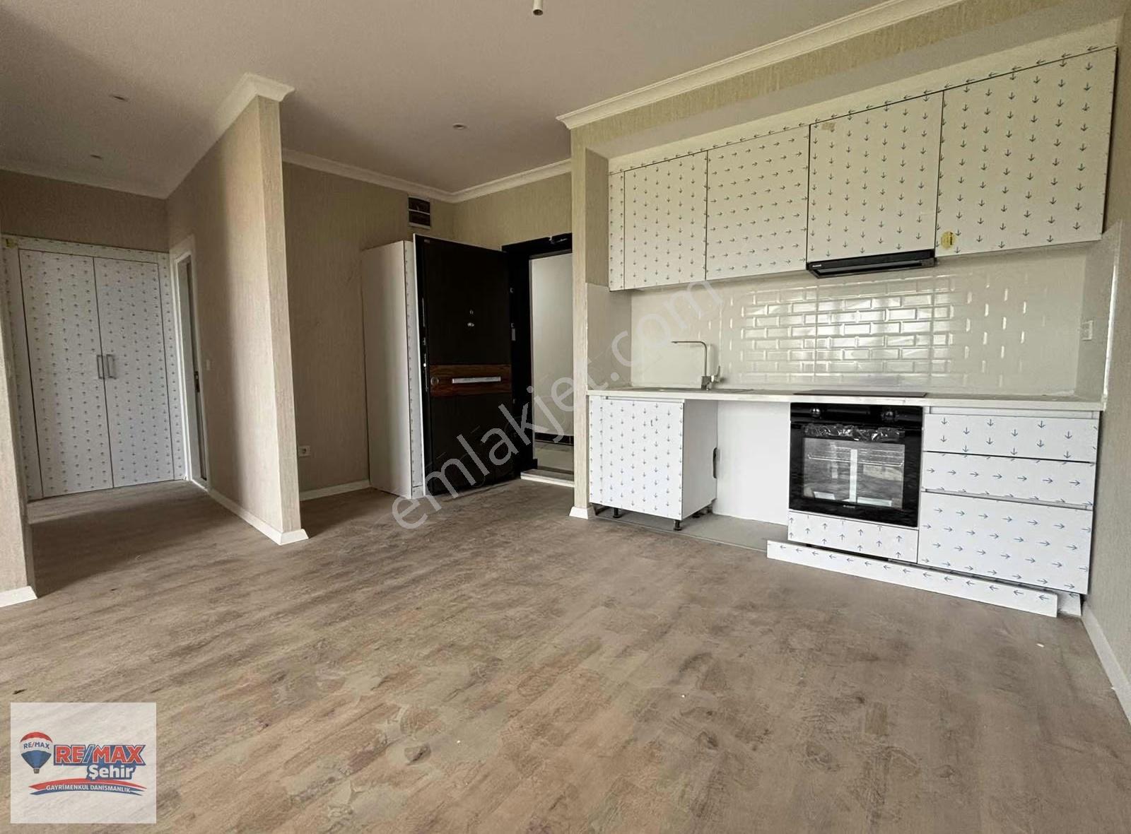 Remax Şehir Alkaş Meydan Suits Full Deniz Manzaralı Satılık 1+1 - Görsel 5