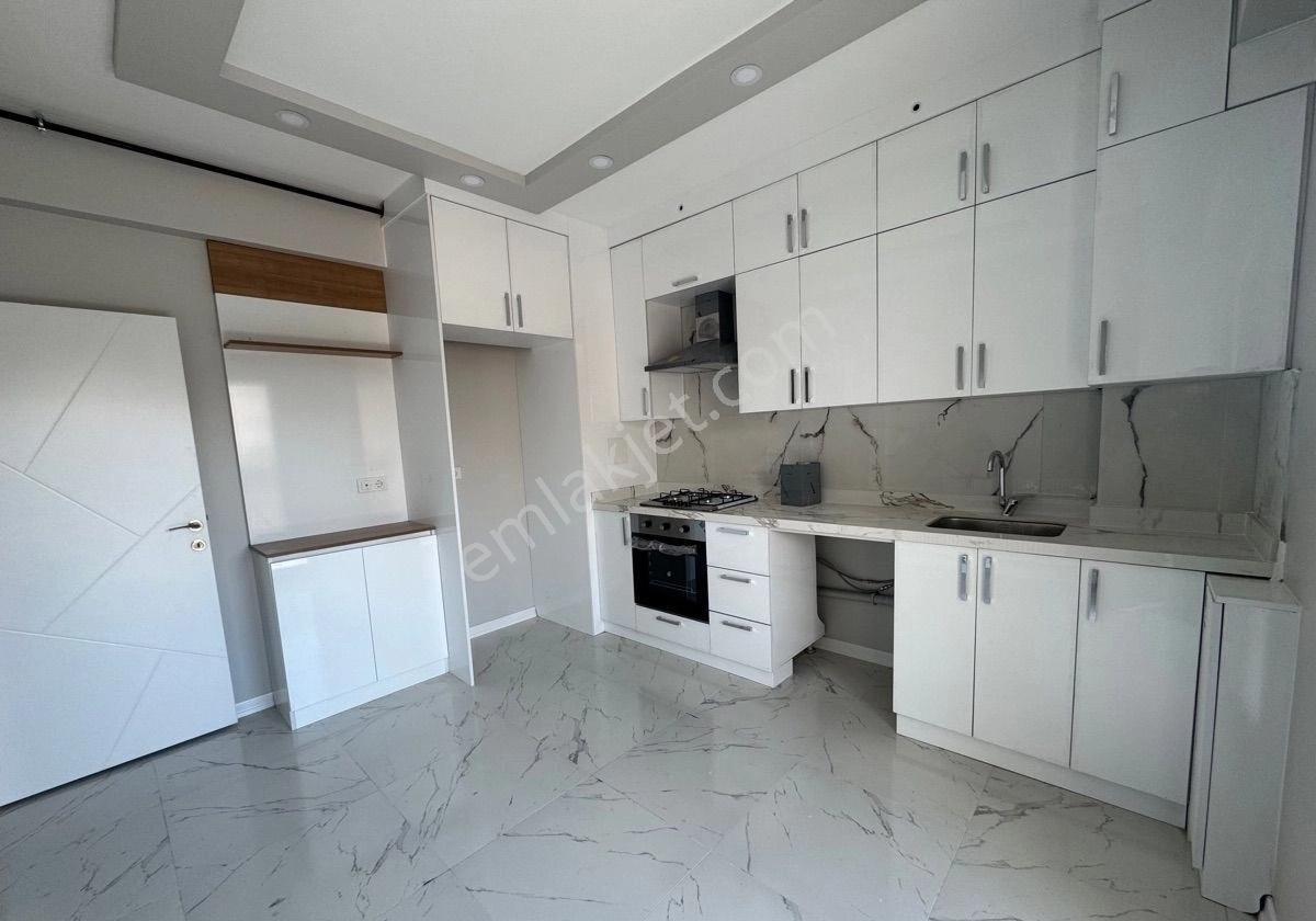 Hasan Bulgur Emlaktan Bahabey Cad Familya Pastanesi Yanı 2+1 Kiralık Daire