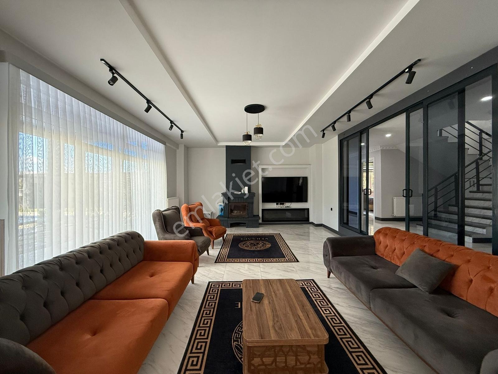 Çerkezköy Satılık 4+2 Müstakil Havuzlu Muhteşem Villa - Görsel 17
