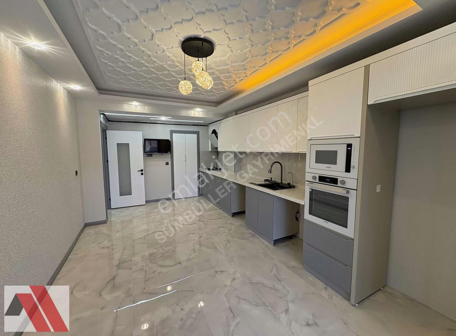 Sümbüller'den Jakuzili G. Odalı İyi Konumda Ultra Lüx 3+1 Daire - Görsel 7