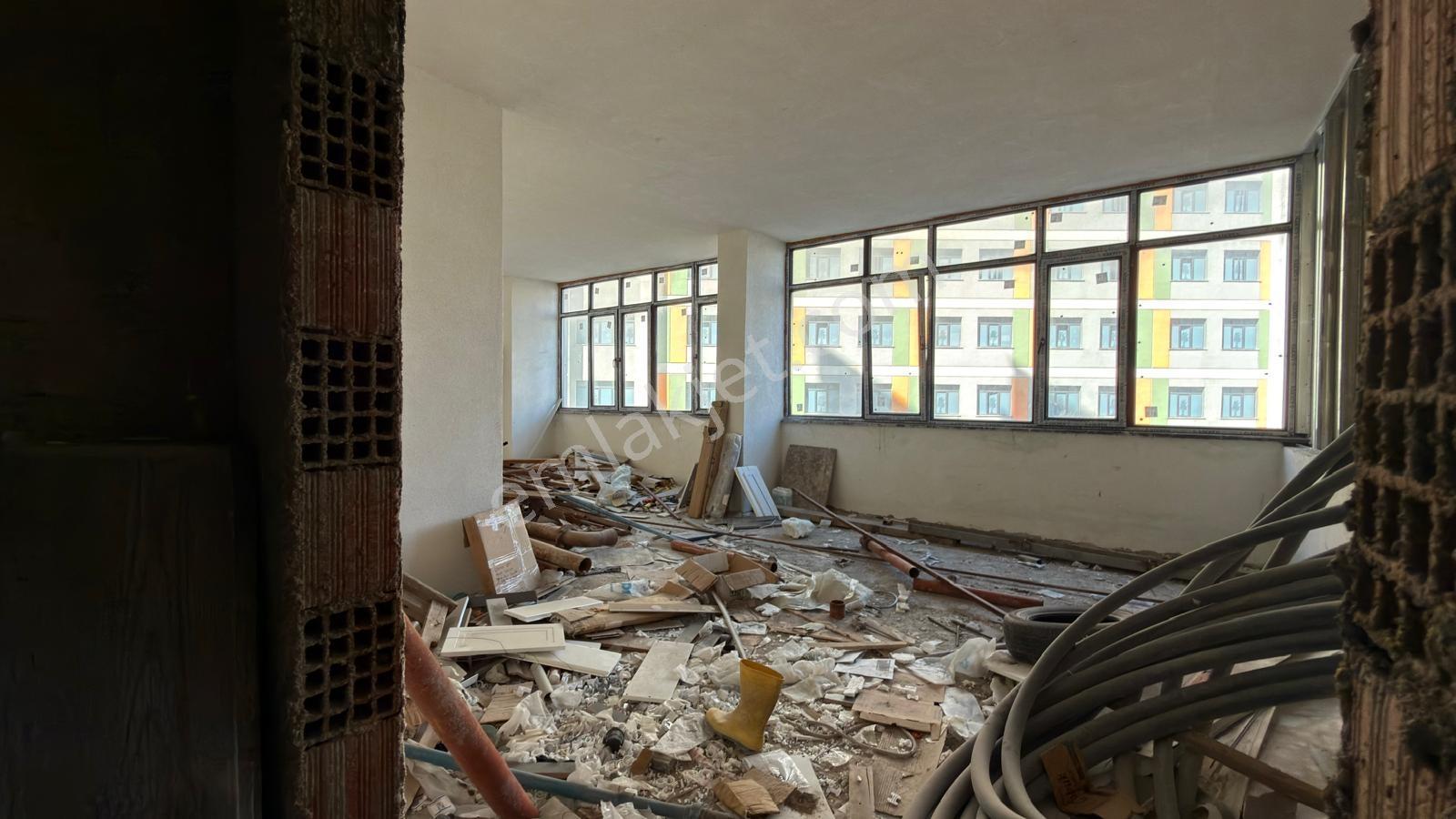 Tutku Life Center Satılık Dükkan 110 M2 Depolu Dükkan - Görsel 5
