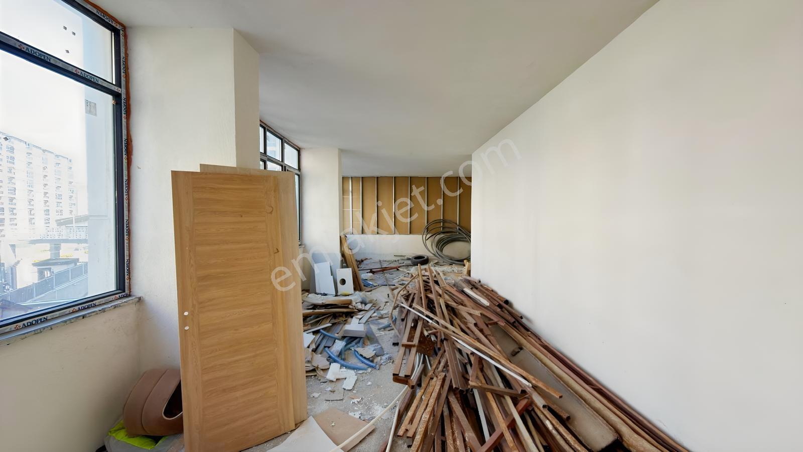 Tutku Life Center Satılık Dükkan 110 M2 Depolu Dükkan - Görsel 13
