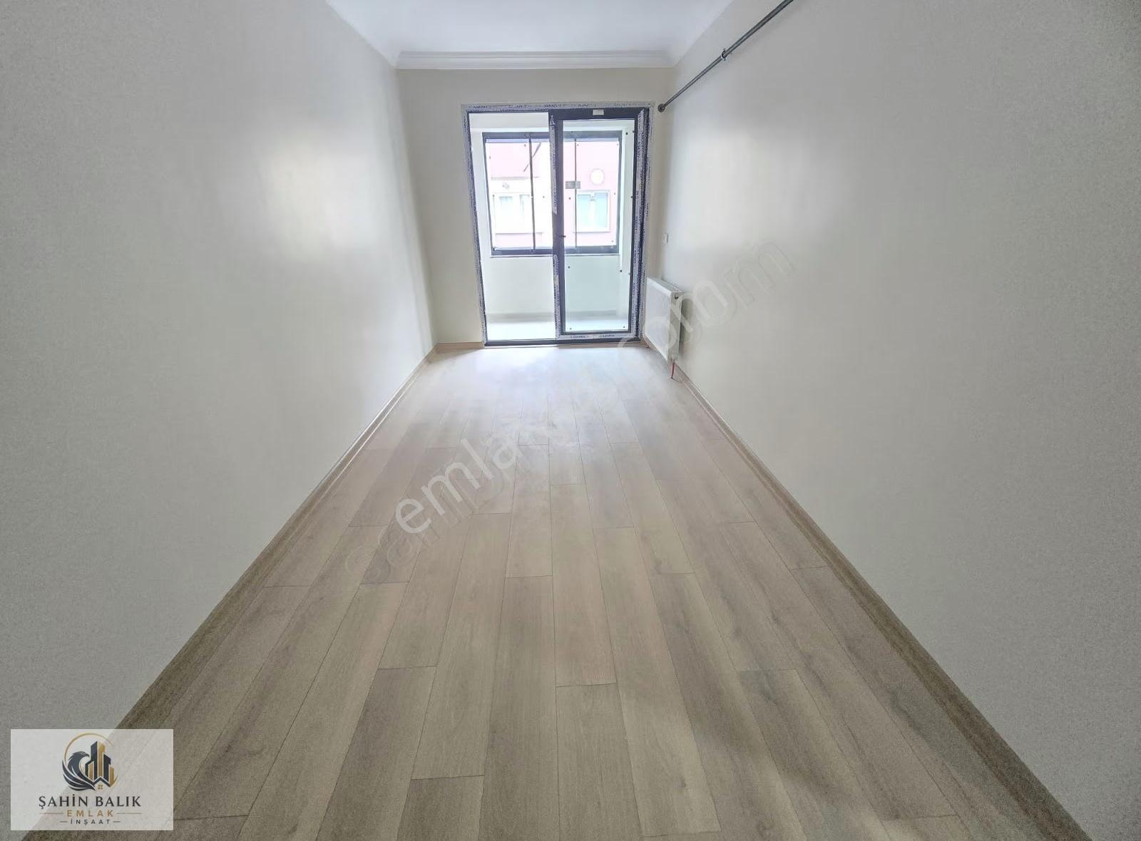 Şahin İnşaat..sıfır/tramvaya/yakın/geniş/otoparklı 2+1.. - Görsel 7