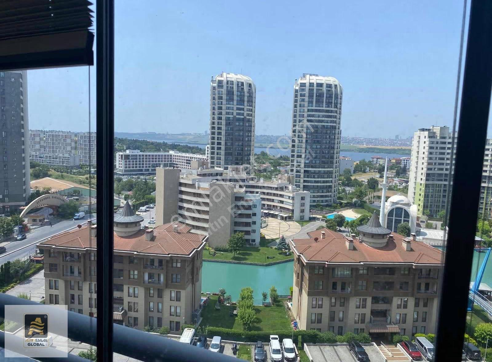 Sinpaş Bosphorus City'de Manzaralı, Eşyalı 3+1 Kiralık Daire