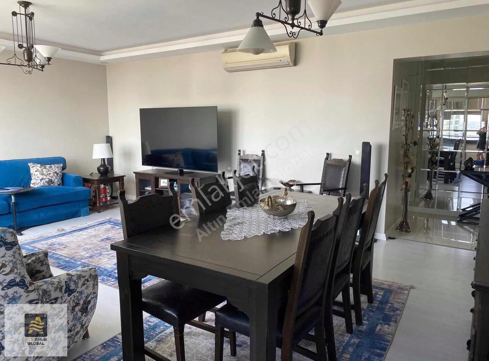 Sinpaş Bosphorus City'de Manzaralı, Eşyalı 3+1 Kiralık Daire - Görsel 12