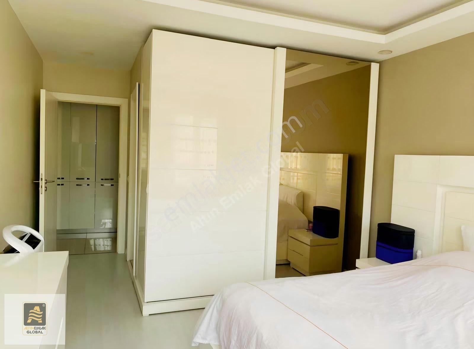 Sinpaş Bosphorus City'de Manzaralı, Eşyalı 3+1 Kiralık Daire - Görsel 9