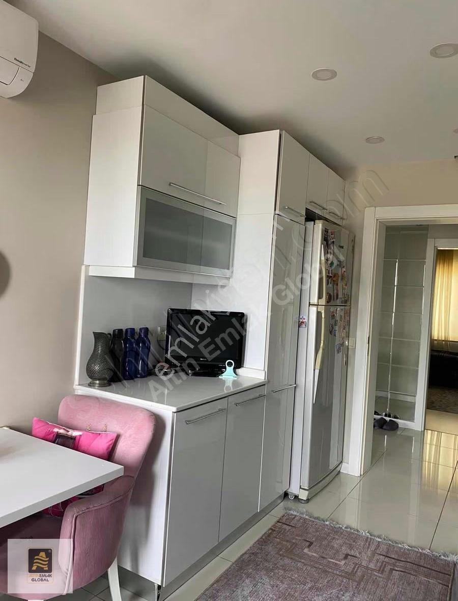 Sinpaş Bosphorus City'de Manzaralı, Eşyalı 3+1 Kiralık Daire - Görsel 7